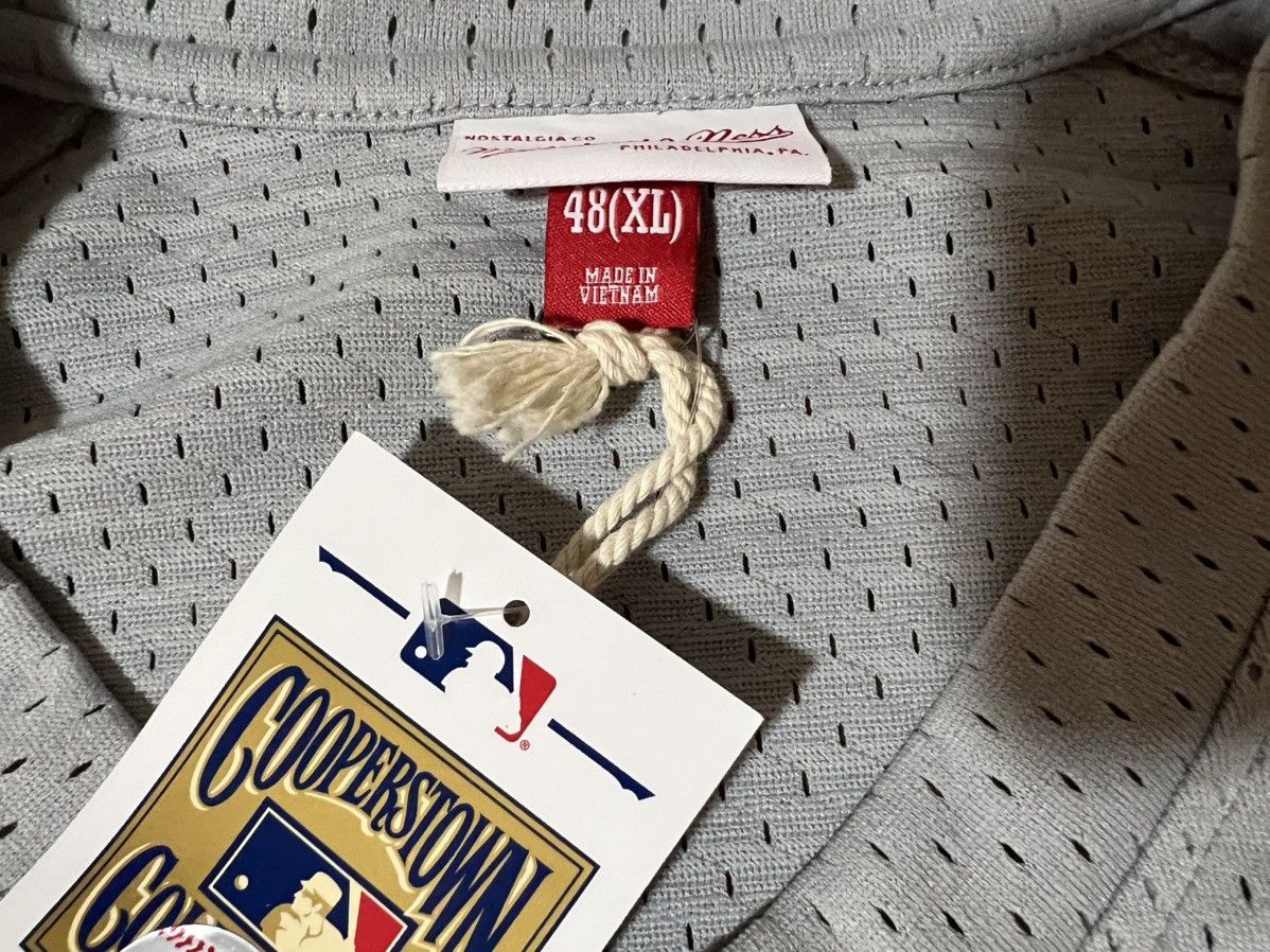 Mitchell & Ness Men's Ken Griffey Jr. Gray Seattle Mariners 1989 Size XL Size US XL / EU 56 / 4 - 5 Thumbnail