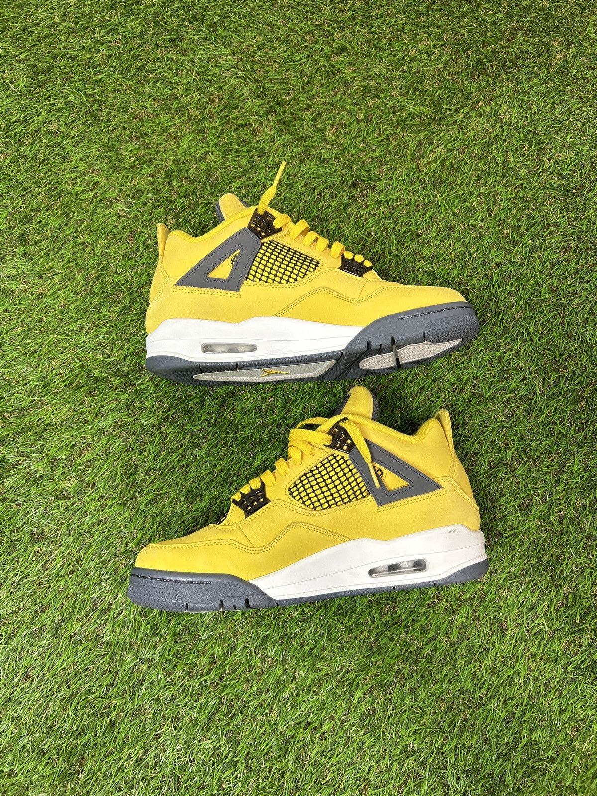 Jordan Brand Air Jordan 4 Retro Lightning Size US 9 / EU 42 - 6 Thumbnail