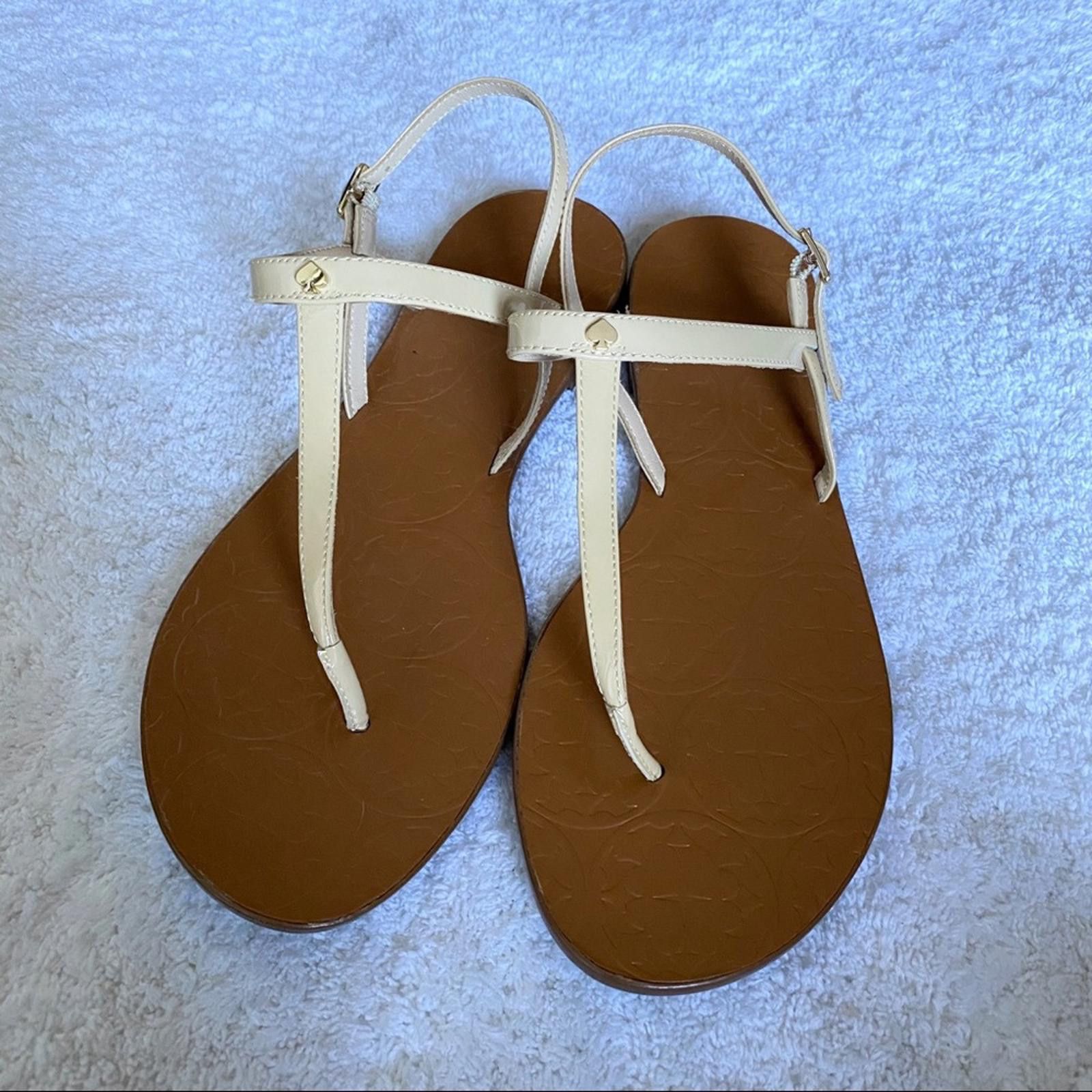 Other Kate Spade Tan Patent Leather Sandal Size US 9 / IT 39 - 1 Thumbnail