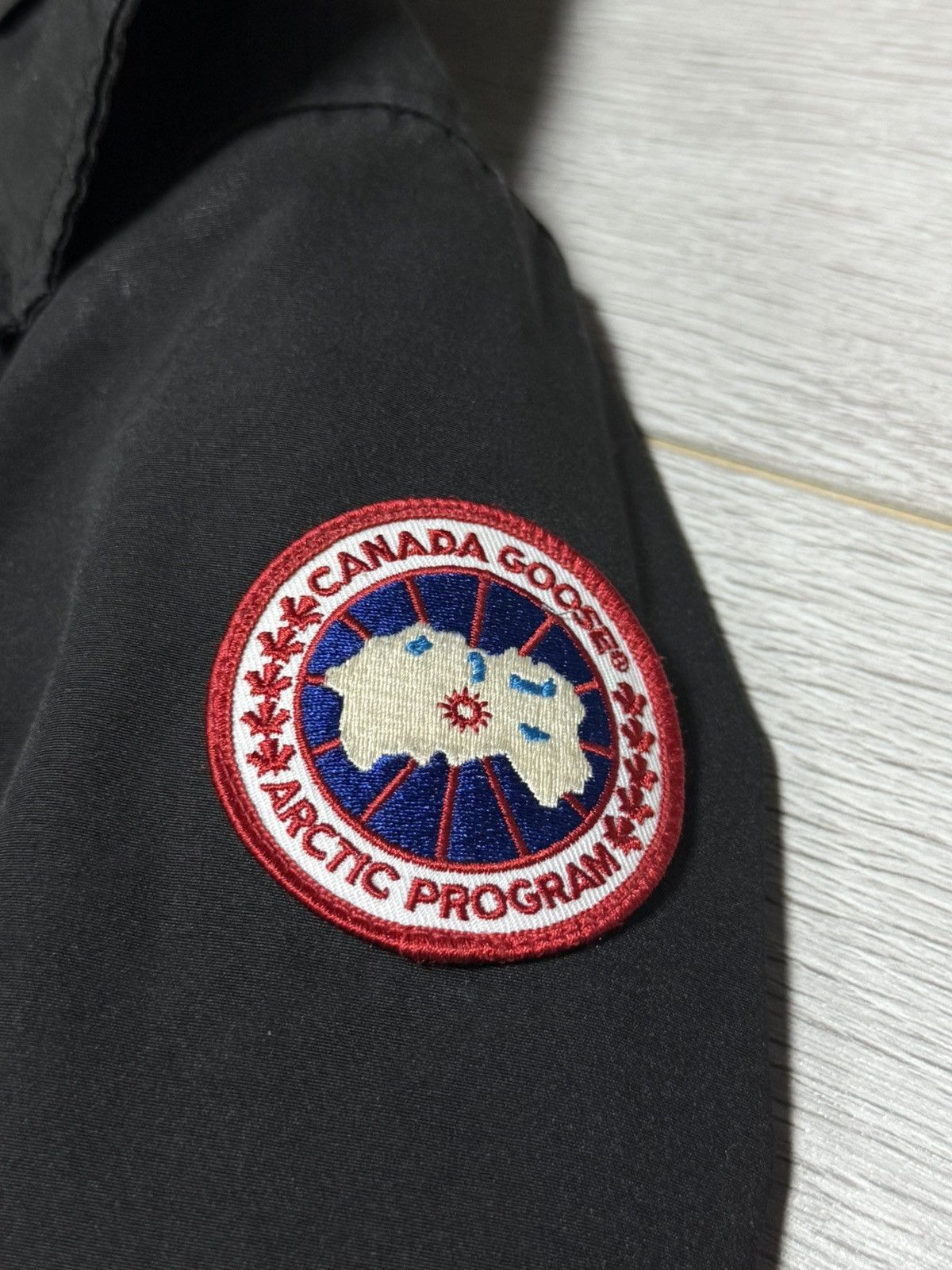 Canada Goose Canada Goose Chateau puffer down Parka Expedition jacket Size US M / EU 48-50 / 2 - 10 Thumbnail