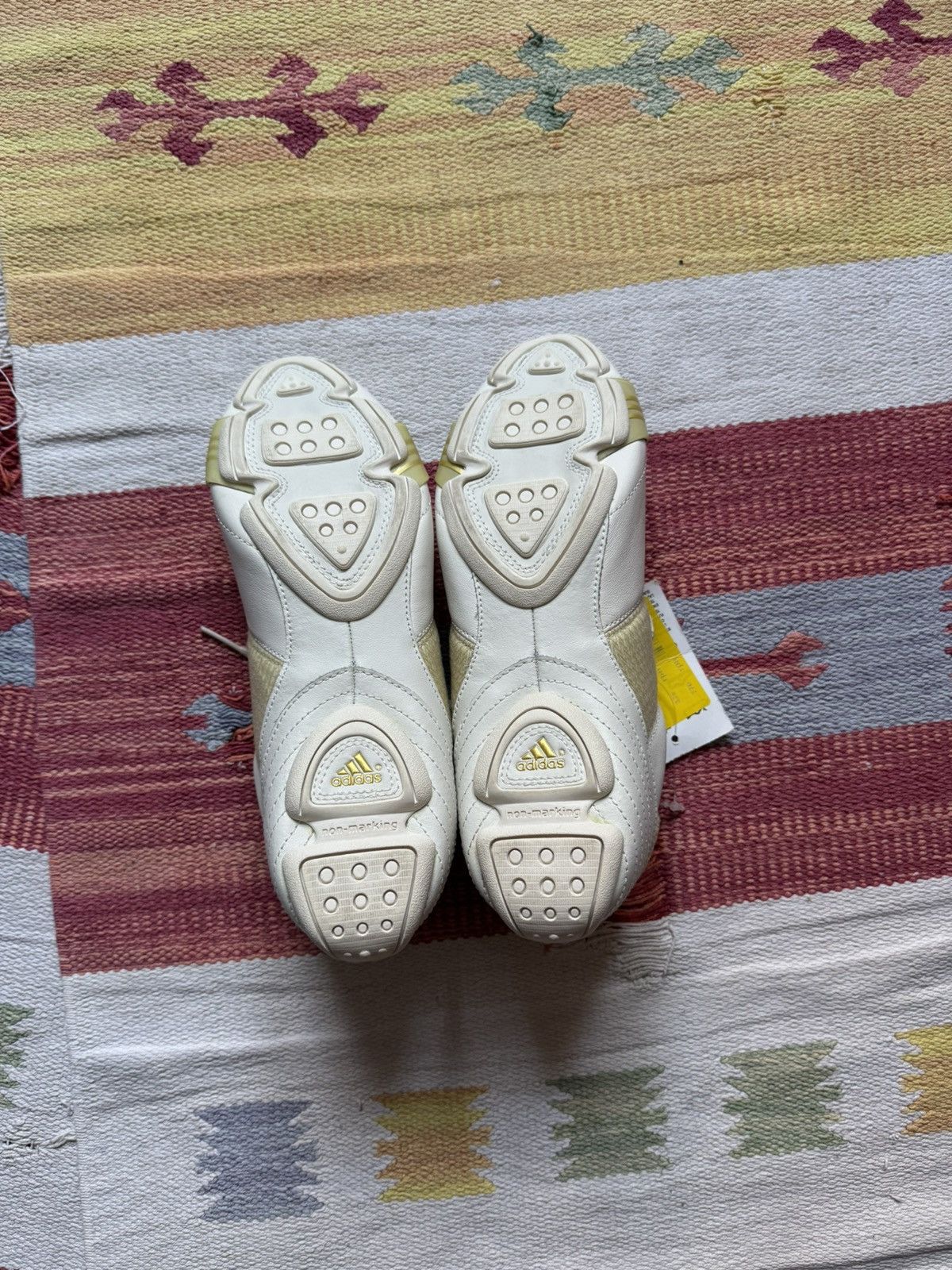 Vintage Adidas Vintage 00's 2007 Adidas "Jucuri" y2k Sneakers Size US 6 / IT 36 - 9 Thumbnail