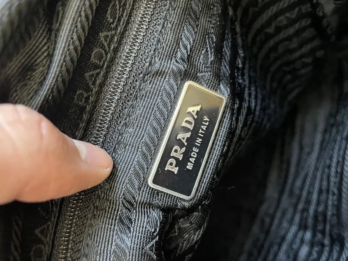 Prada VINTAGE BLACK PRADA NYLON SHOULDER BAG Size ONE SIZE - 6 Thumbnail