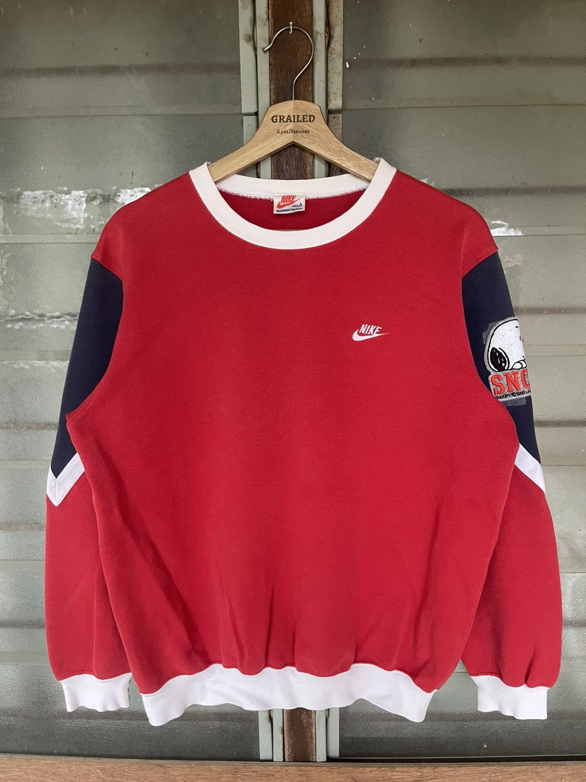 Nike Vintage 80's Nike Snoopy Basketball Up House U. Kase Size US L / EU 52-54 / 3 - 3 Thumbnail