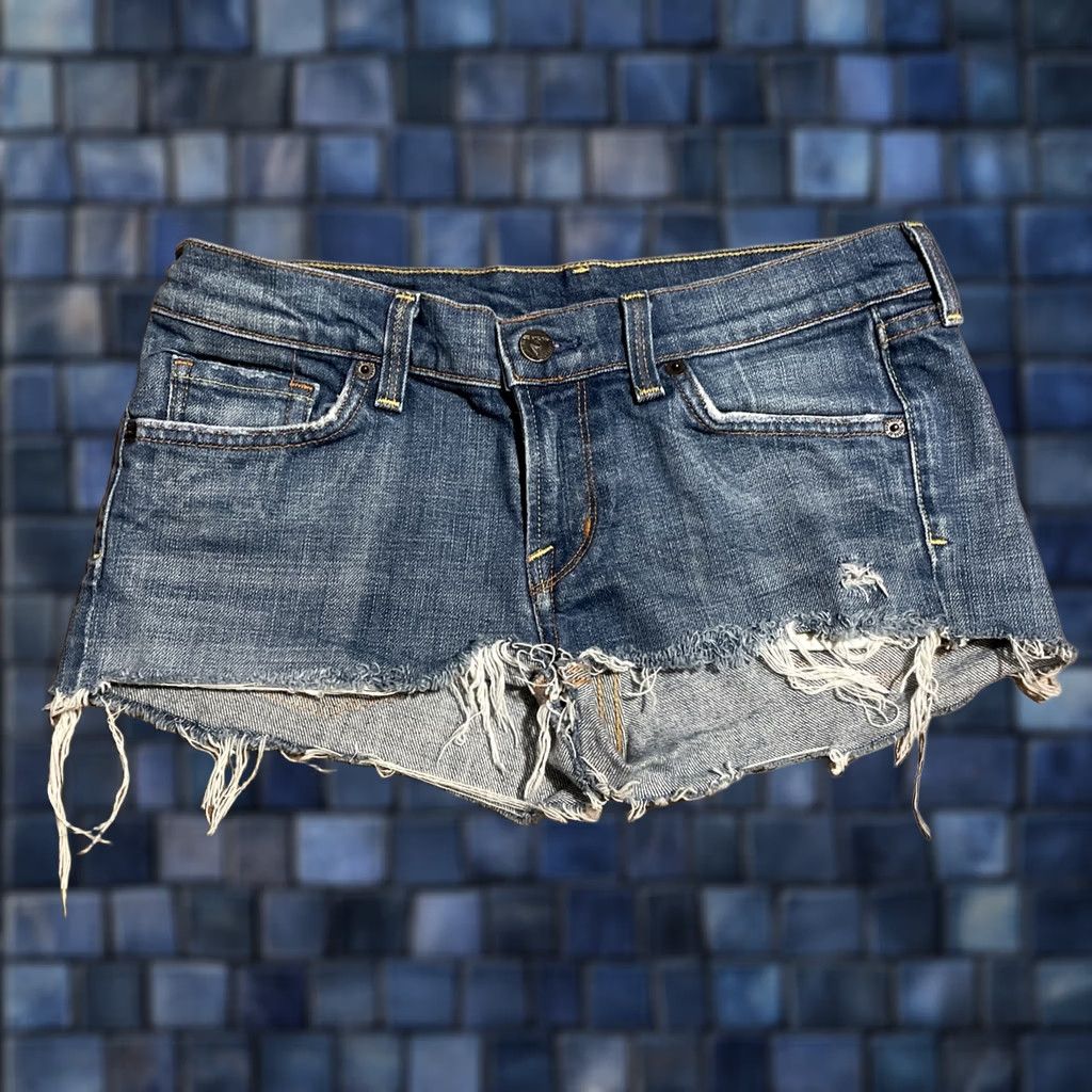 Citizens Of Humanity Citizen of Humanity Jeans Shorts Blue Low Waist Cropped Raw Hem Stretch Size 28 Women 90s Size 28" / US 6 / IT 42 - 1 Thumbnail