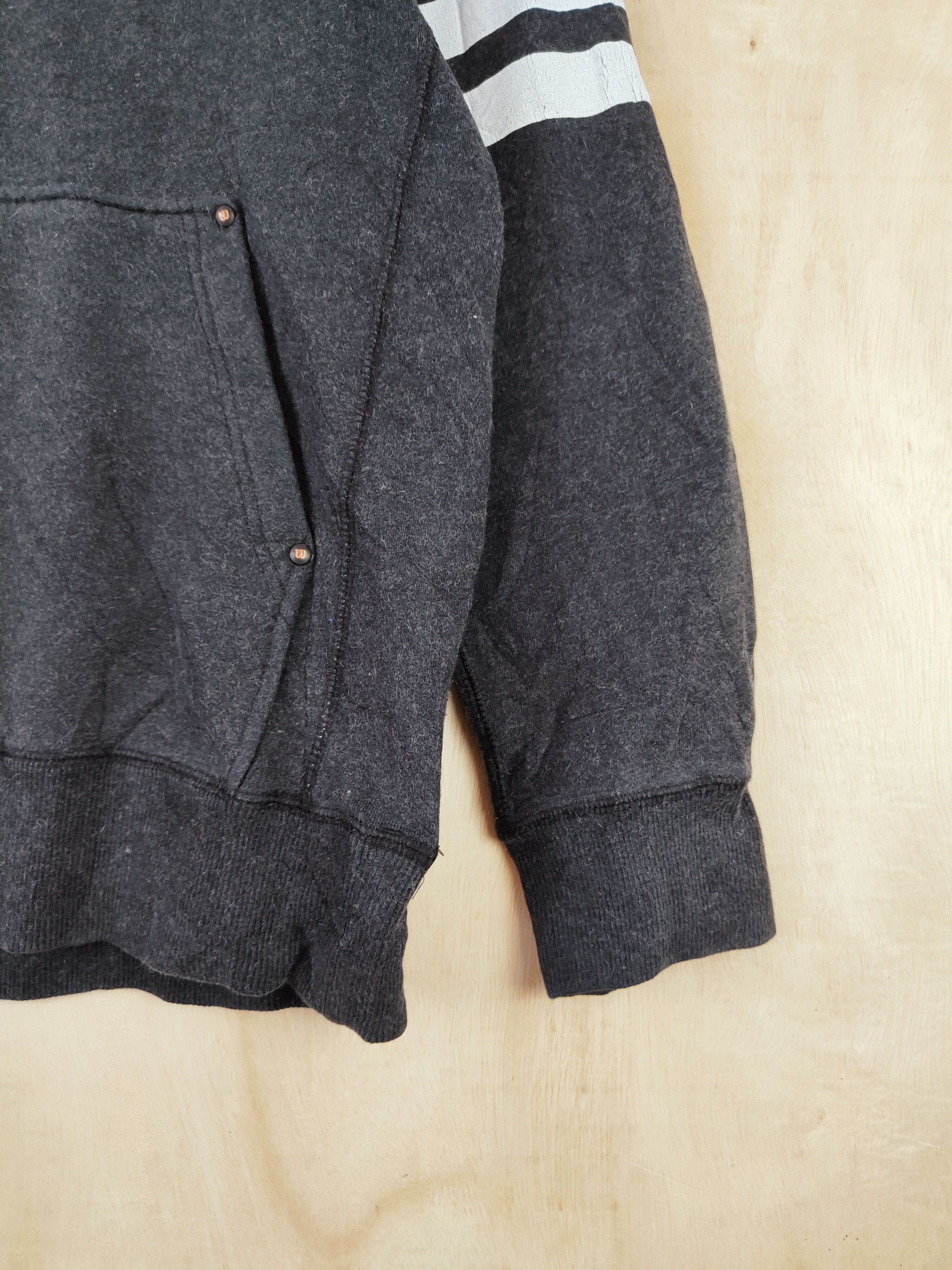Japanese Brand × Vintage Vintage 💥 Wilson Black Faded Hoodie Sweatshirts Size US L / EU 52-54 / 3 - 6 Thumbnail