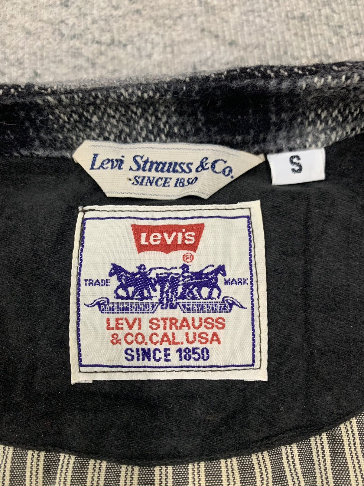 Levi's Levis Buttons Vest Made in Italy Size US S / EU 44-46 / 1 - 14 Thumbnail