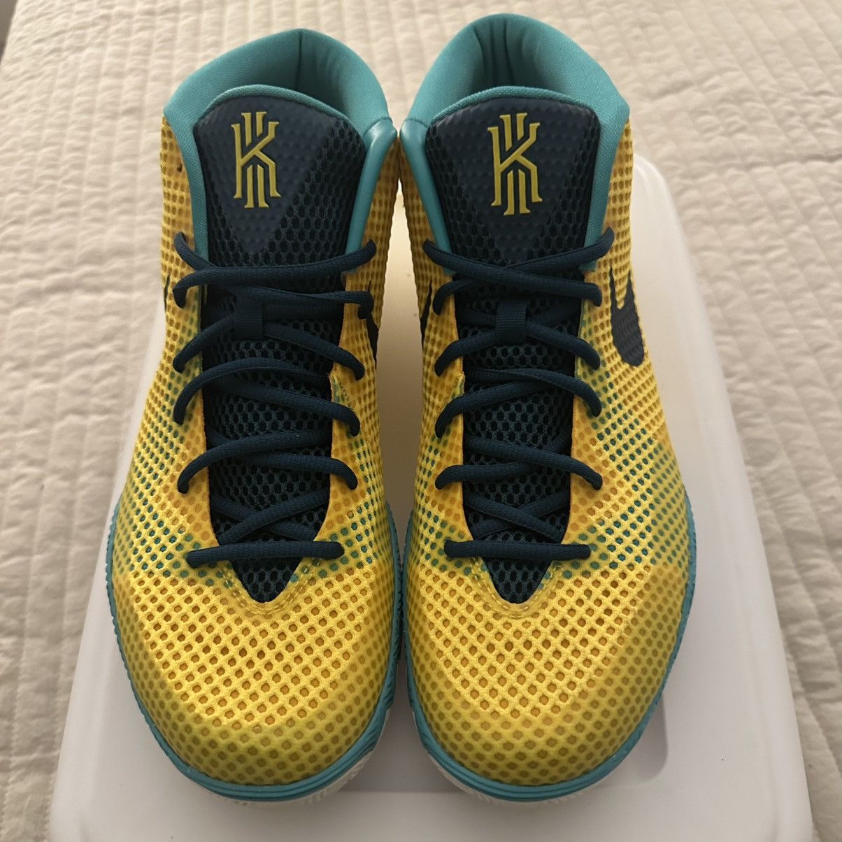 Nike Nike Kyrie 1 Letterman Men's Size 11.5 Size US 11.5 / EU 44-45 - 2 Thumbnail