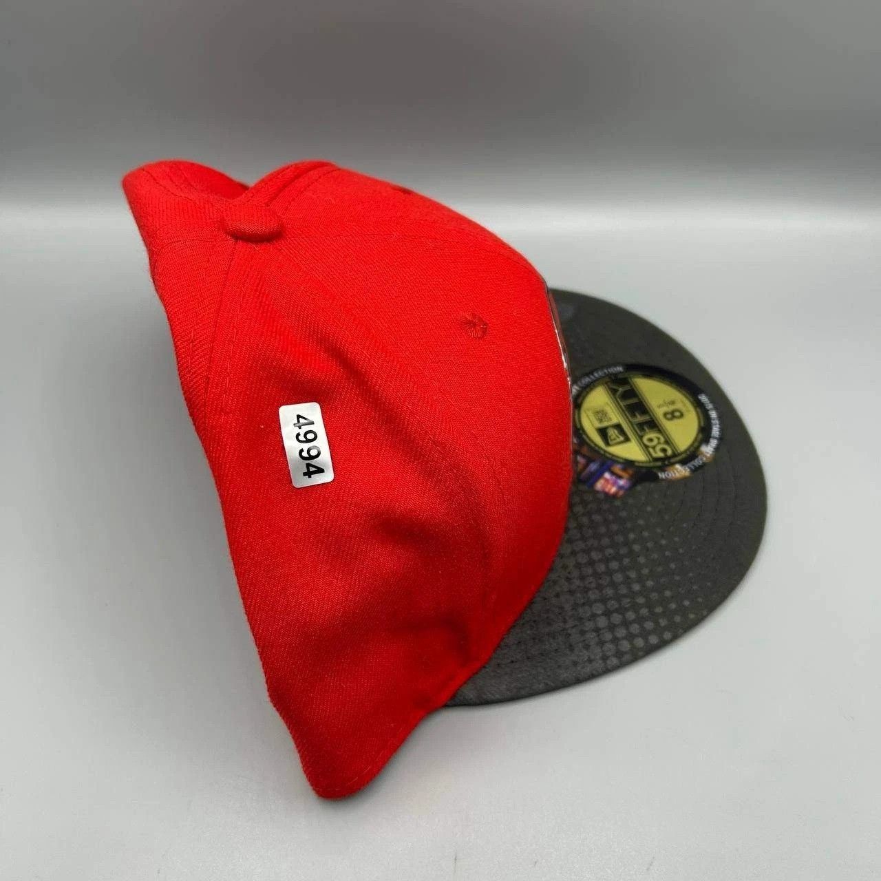 New Era Tampa Bay Buccaneers Hat Men 8 1/4 Red NFL Fitted Cap Size ONE SIZE - 9 Thumbnail