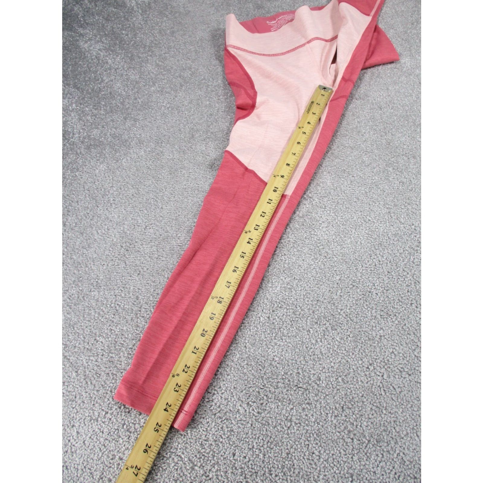 Outdoor Voices VINTAGE Outdoor Voices Women's Leggings Cropped Activewear Yoga Running Gym Small Pink 90s Size 28" / US 6 / IT 42 - 3 Thumbnail