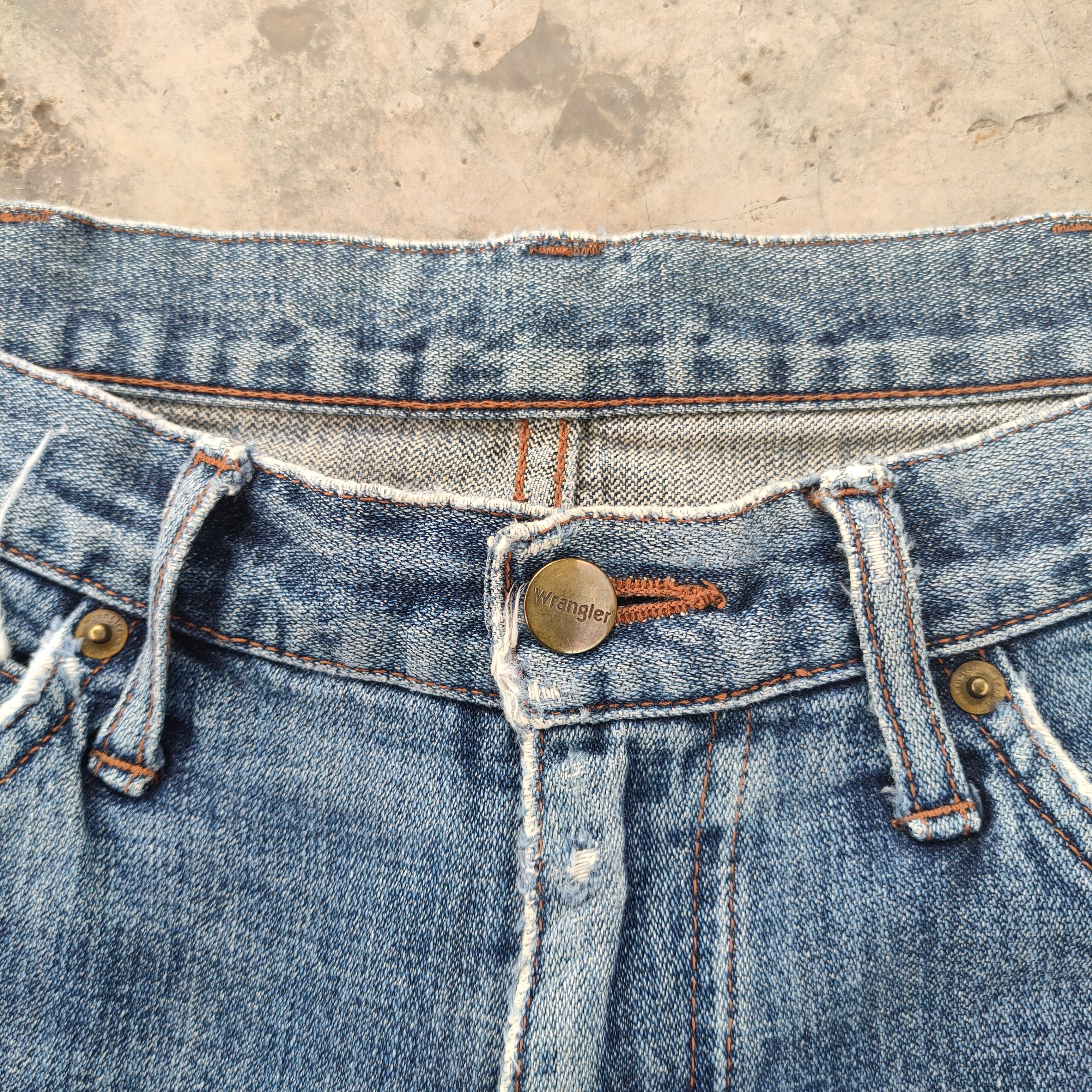Wrangler VINTAGE WRANGLER FADED RIPPED JEANS DENIM PANTS Size US 32 / EU 48 - 5 Thumbnail