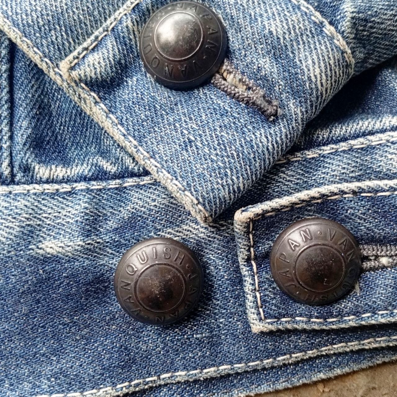 Vanquish Vintage Vanquish Japan Trucker Denim Jacket Painter Splash Size US S / EU 44-46 / 1 - 7 Thumbnail