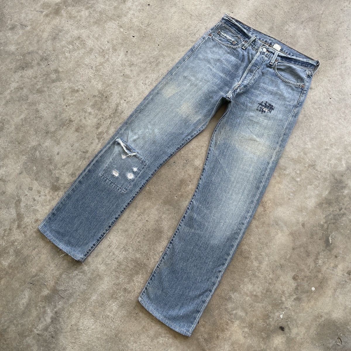 Jean × Levi's × Vintage Vintage Levi’s Fly Button Denim Jeans Pants Faded W32 Size US 32 / EU 48 - 2 Thumbnail
