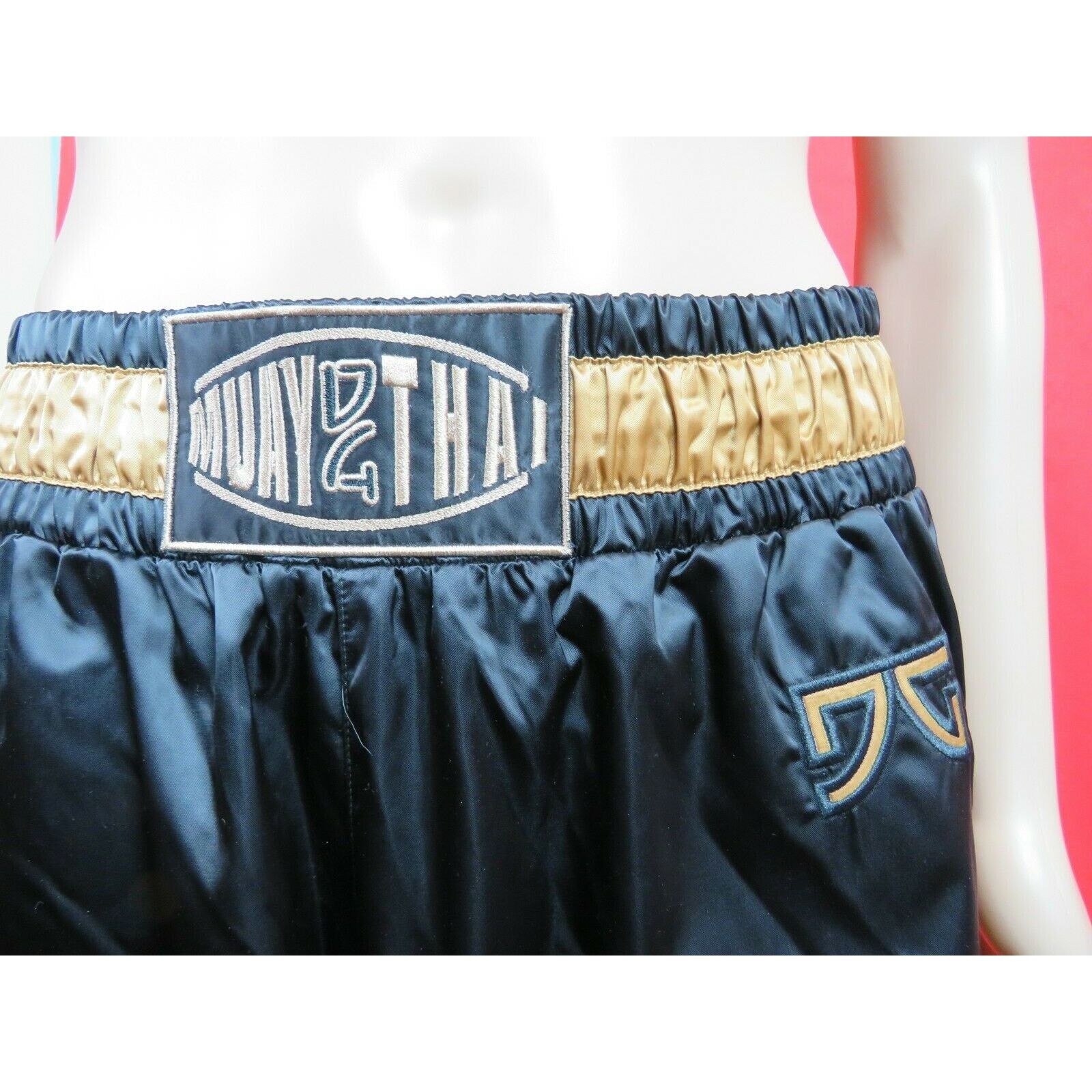 Dolce & Gabbana DOLCE GABBANA GOLD BLACK NYLON THAI EAGLE SPORT PANTS 54 IT Size US 38 / EU 54 - 5 Thumbnail