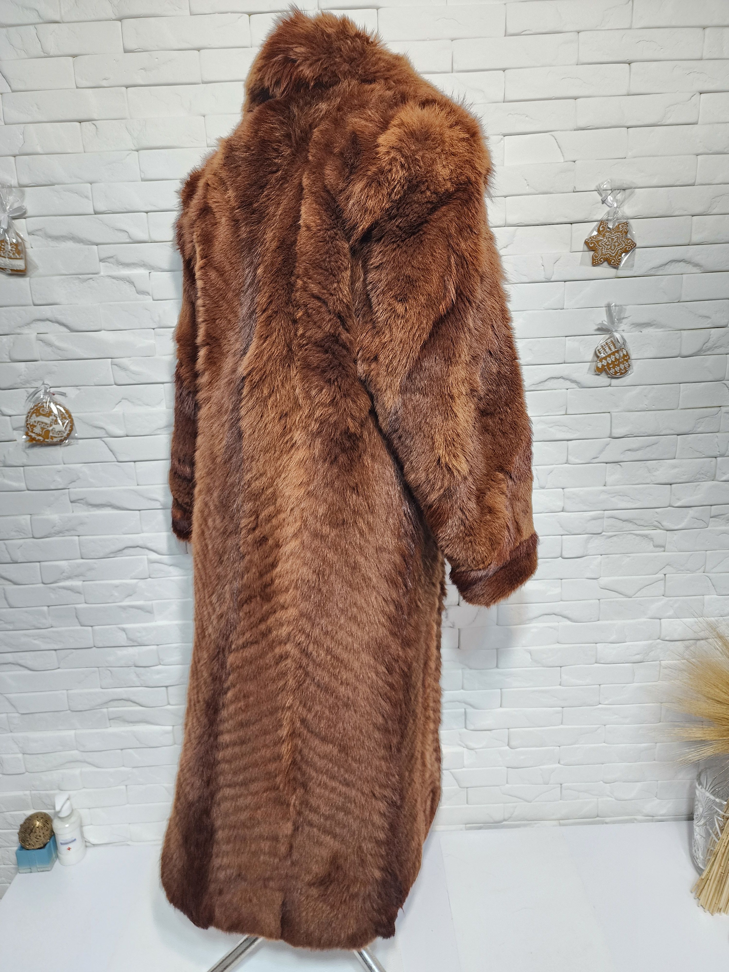 Furla Brown Women's Fur Coat. Long Women's Fur Coat. Size XL / US 12-14 / IT 48-50 - 5 Thumbnail