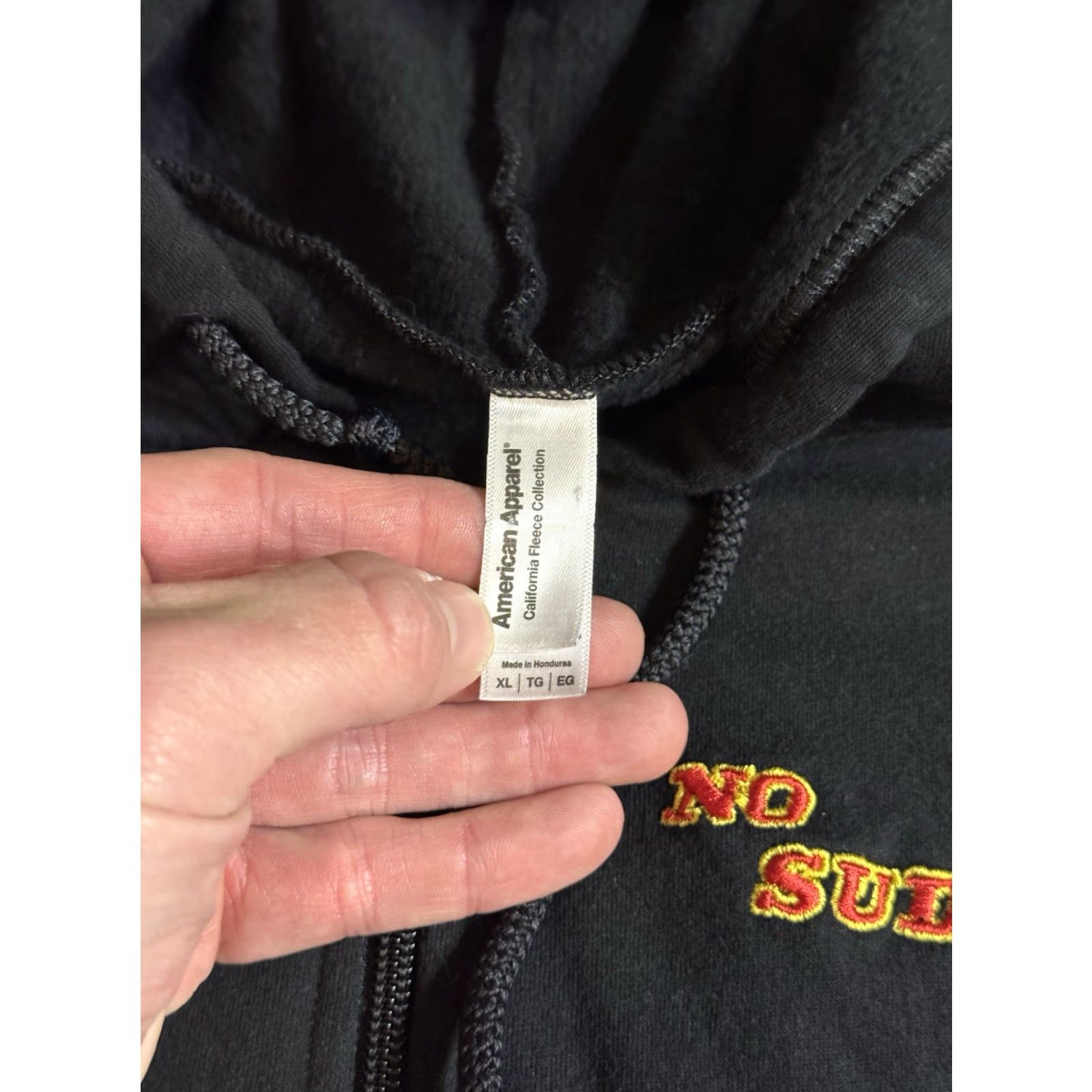 American Apparel VINTAGE No Sudden Move Cast & Crew Movie Promo Full Zip Hoodie Men XL Black American Apparel Hoodie Embroidered Graphic Print Pockets City Movie 2021 Size US XL / EU 56 / 4 - 4 Thumbnail