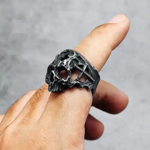 Jewelry Hollow Skull Ring Size ONE SIZE - 7 Thumbnail