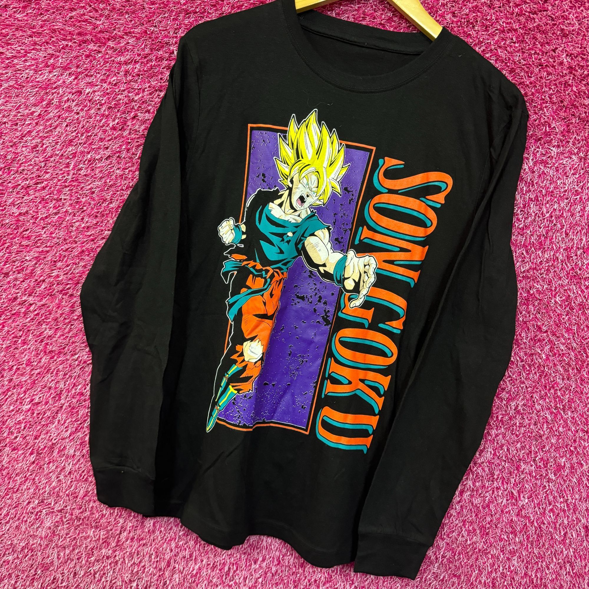 Anime Dragon Ball Z Son Goku l/S T-shirt size Medium Size US M / EU 48-50 / 2 - 3 Thumbnail