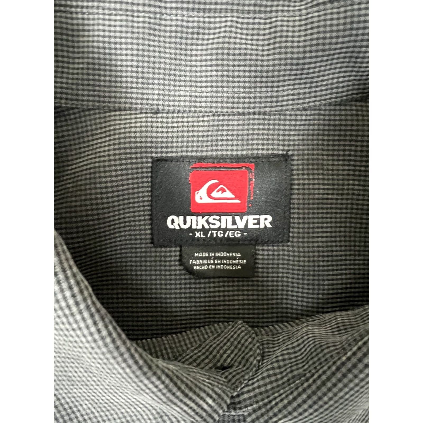 Quiksilver VINTAGE Quiksilver Shirt Plaid Short Sleeve Button-Up Collared Gray 90s Retro Beach M XL Men Size US M / EU 48-50 / 2 - 3 Thumbnail