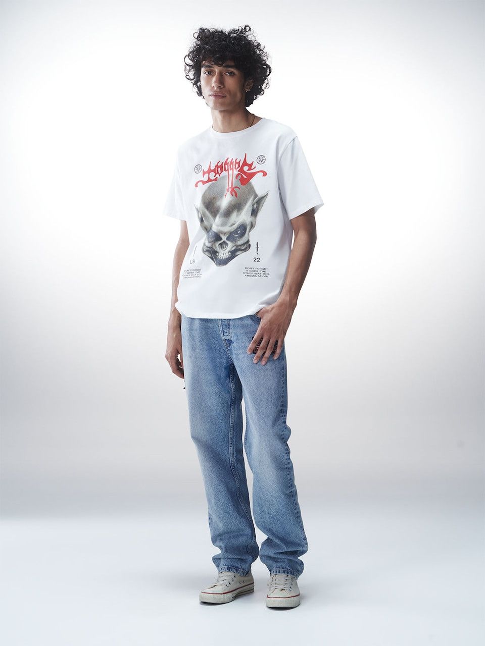 Other Luka Sabbat for ABOUT YOU Shirt monster skull vampire Size US M / EU 48-50 / 2 - 7 Thumbnail