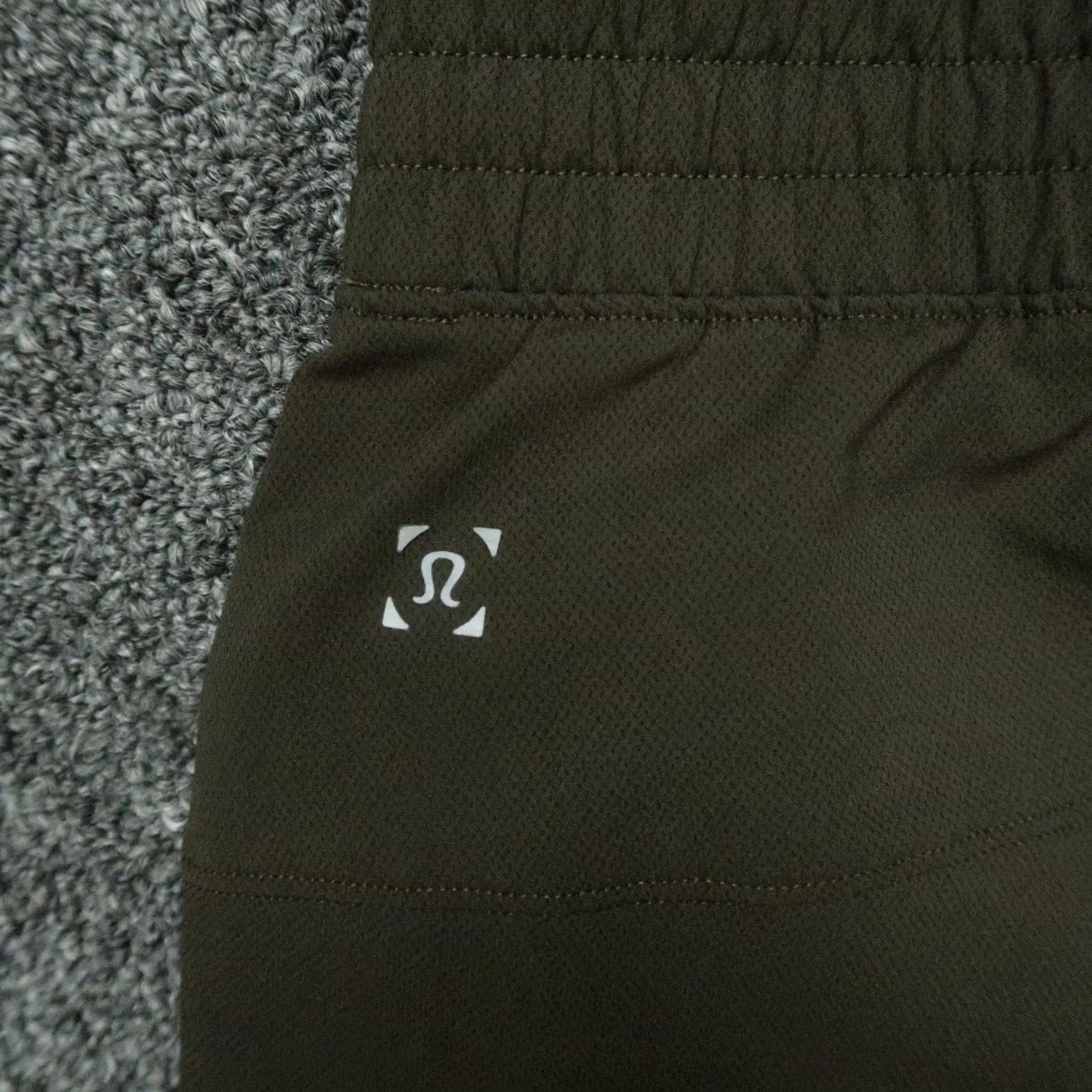 Lululemon Lululemon Mens XL Long Olive Green Performance Stretch Athletic Shorts Size US 36 / EU 52 - 5 Thumbnail