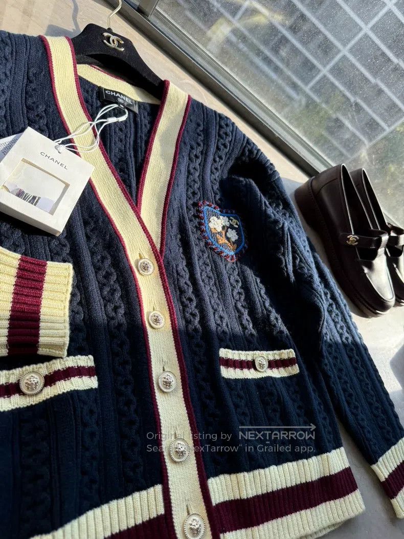 Chanel Chanel College-style cardigan coat Size XS / US 0-2 / IT 36-38 - 4 Thumbnail