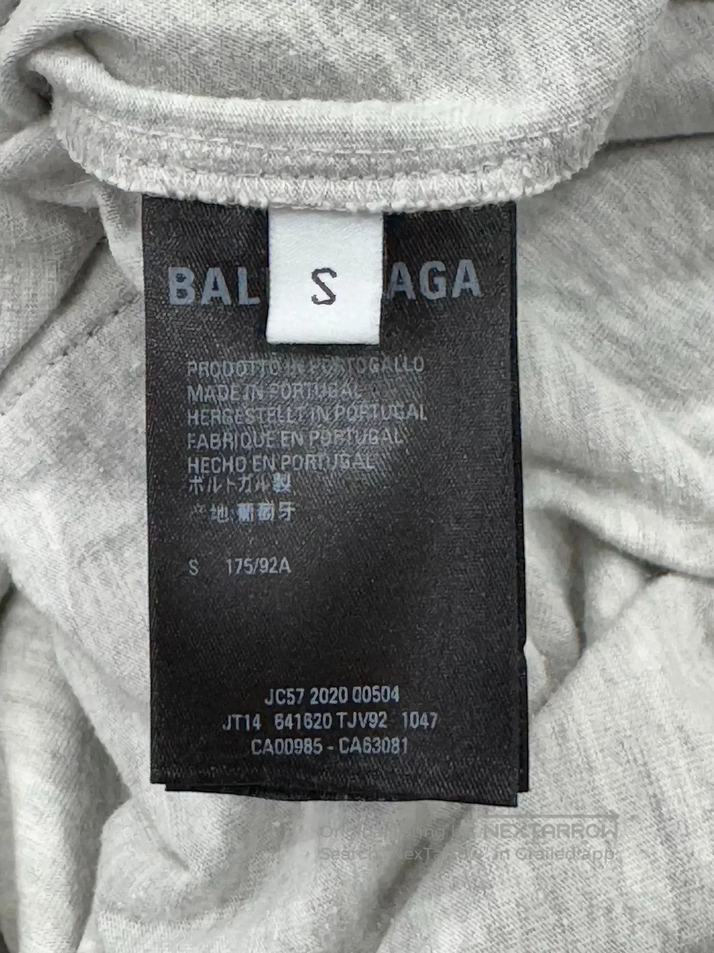 Balenciaga Balenciaga Two-Layered T-Shirt in Black. Size S / US 4 / IT 40 - 8 Thumbnail