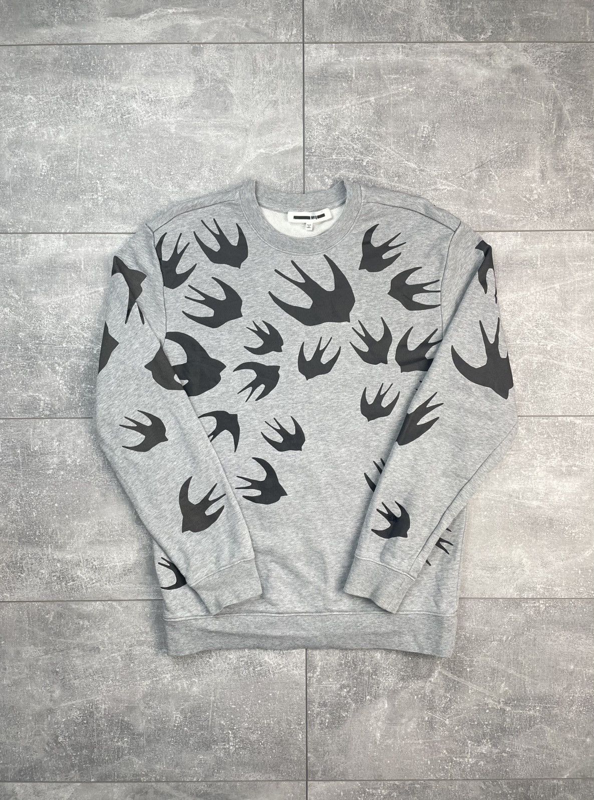 Alexander McQueen Alexander McQueen by McQ Swallow Print Sweatshirt Size US S / EU 44-46 / 1 - 1 Thumbnail