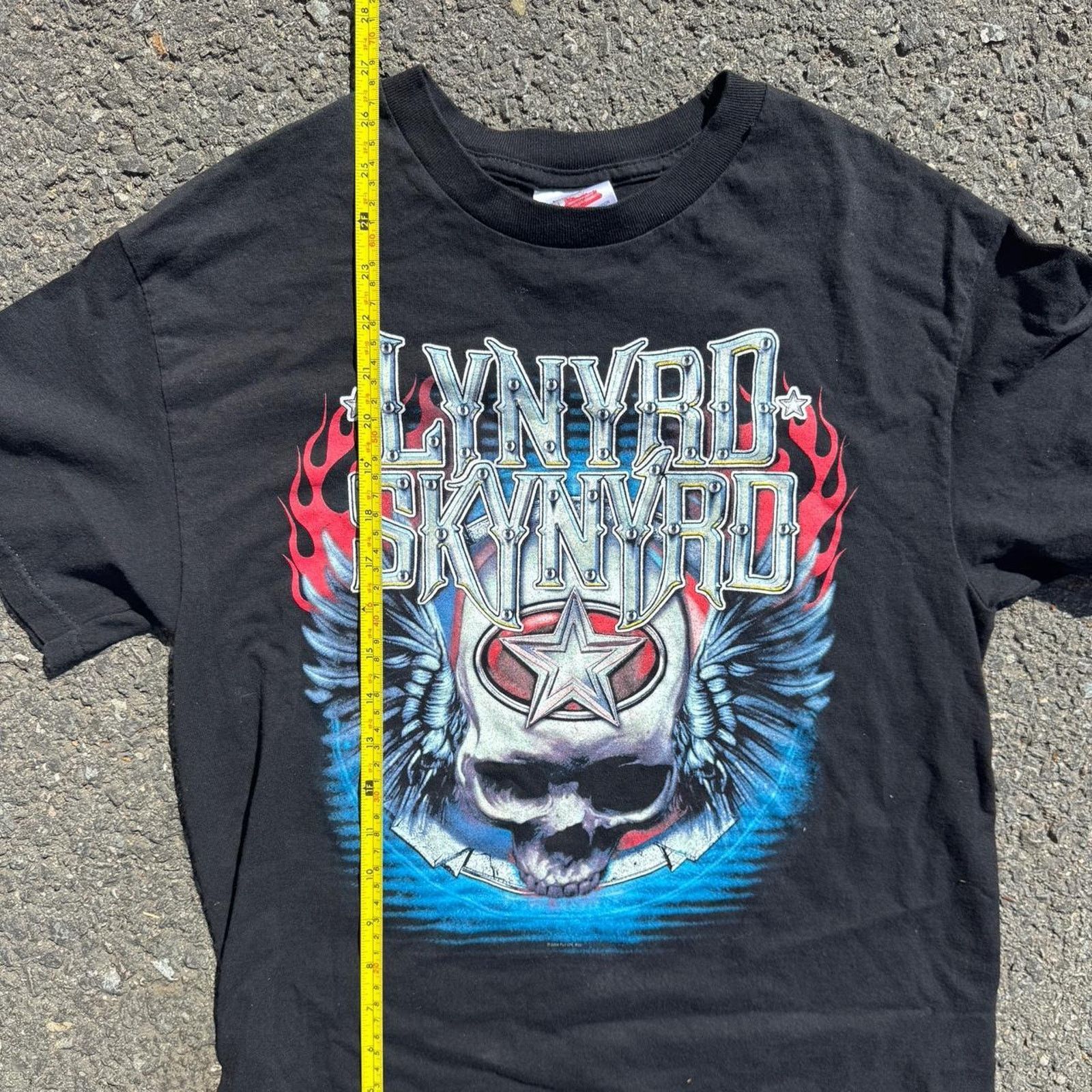 Vintage 2003 Vintage Lynyrd Skynyrd Skull Band T-Shirt Size Medium Size US M / EU 48-50 / 2 - 7 Thumbnail