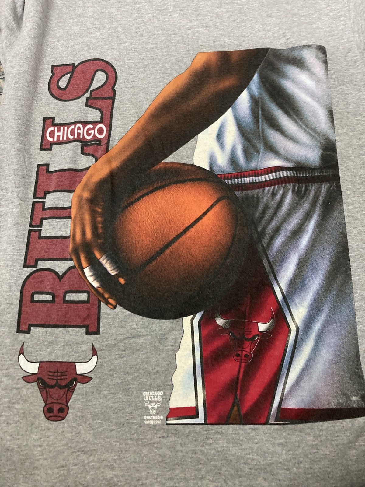 NBA × Vintage Vintage y2k Chicago Bulls NBA Nutmeg T shirt Size US M / EU 48-50 / 2 - 5 Thumbnail