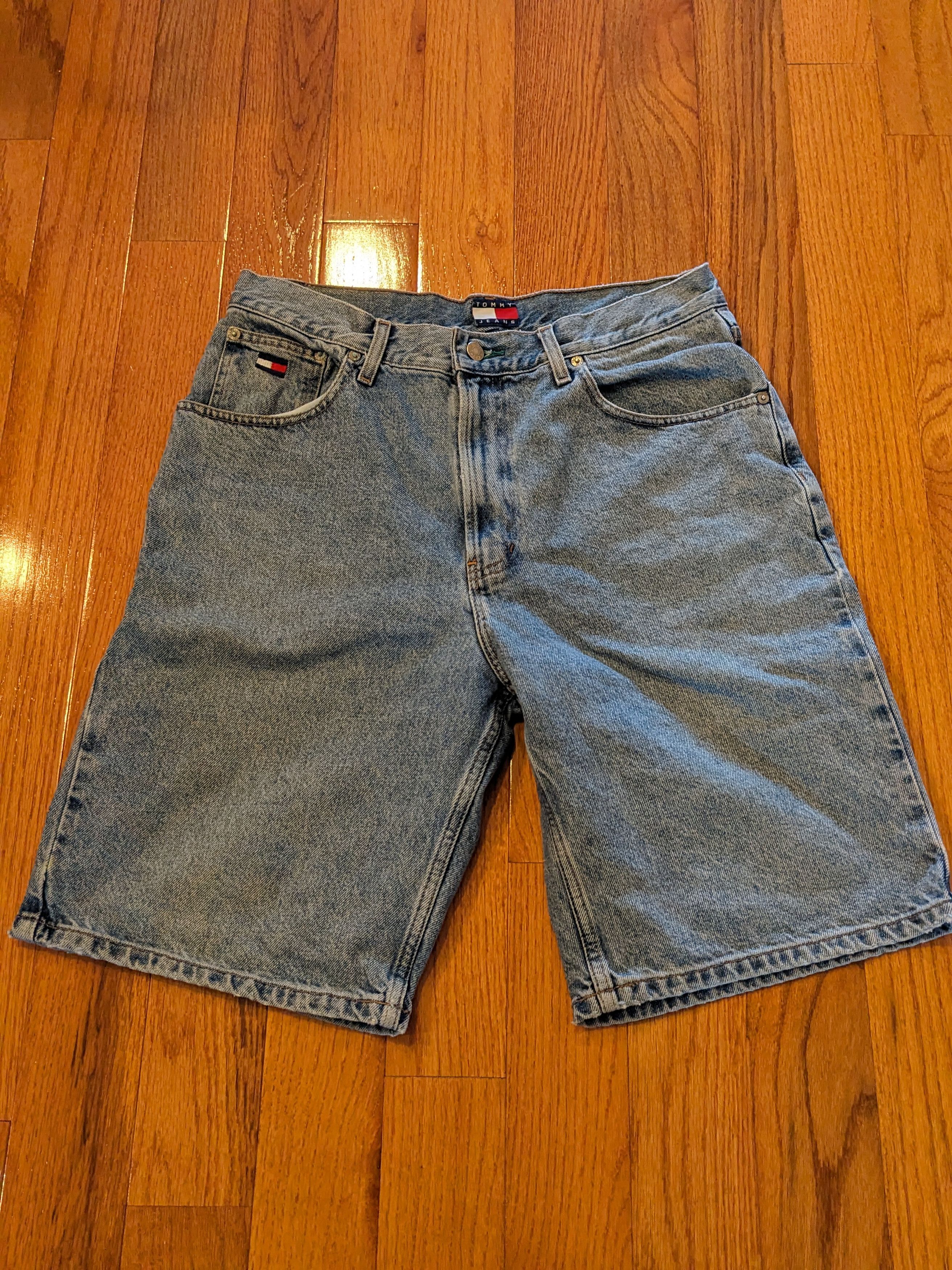 Tommy Hilfiger Vintage Y2K Tommy Hilfiger Size 33 Denim Shorts Jorts Size US 33 - 3 Thumbnail