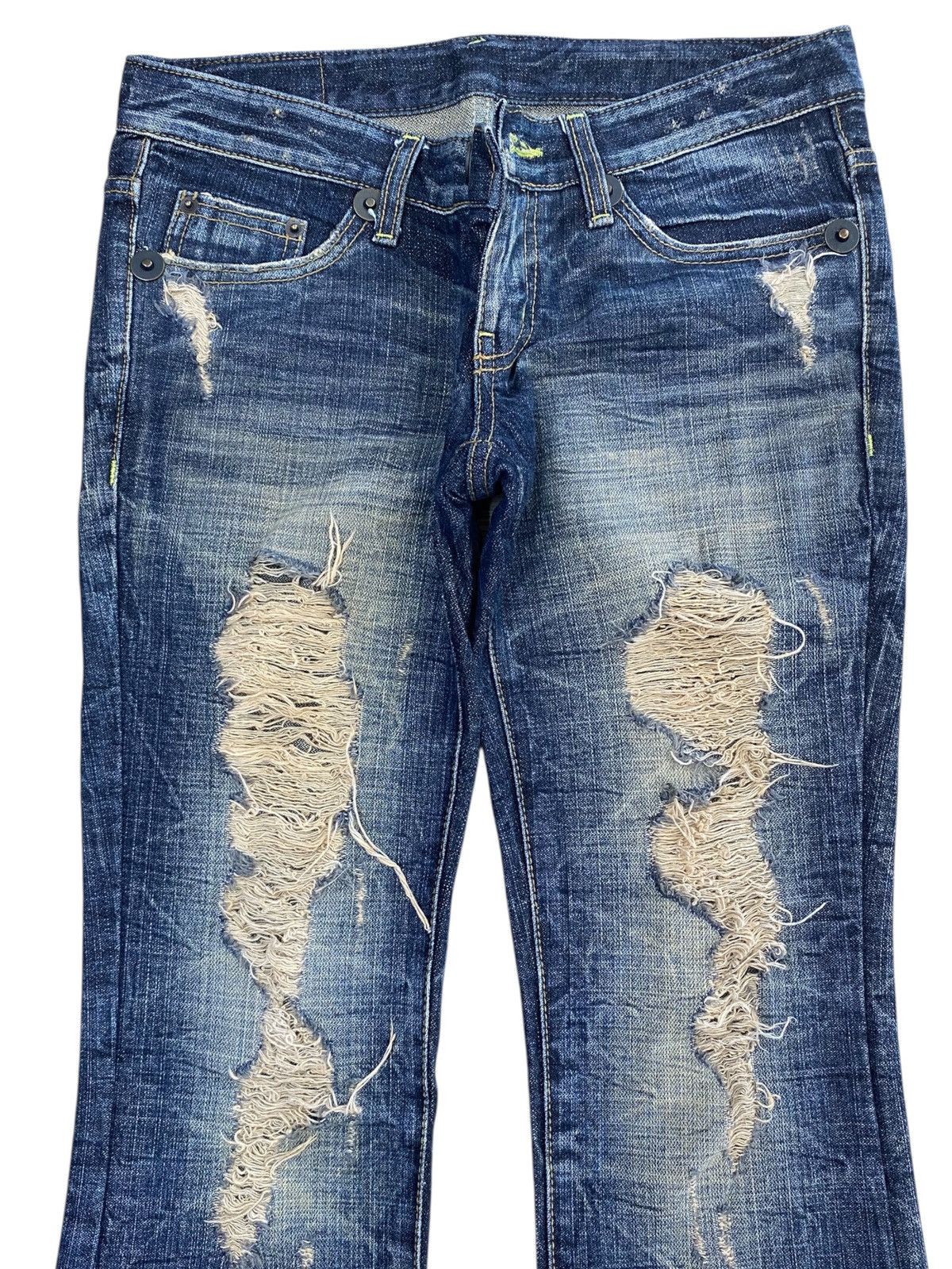 Japanese Brand Japanese Brand Distressed Ripped Style Flare Jeans Size US 29 - 2 Thumbnail