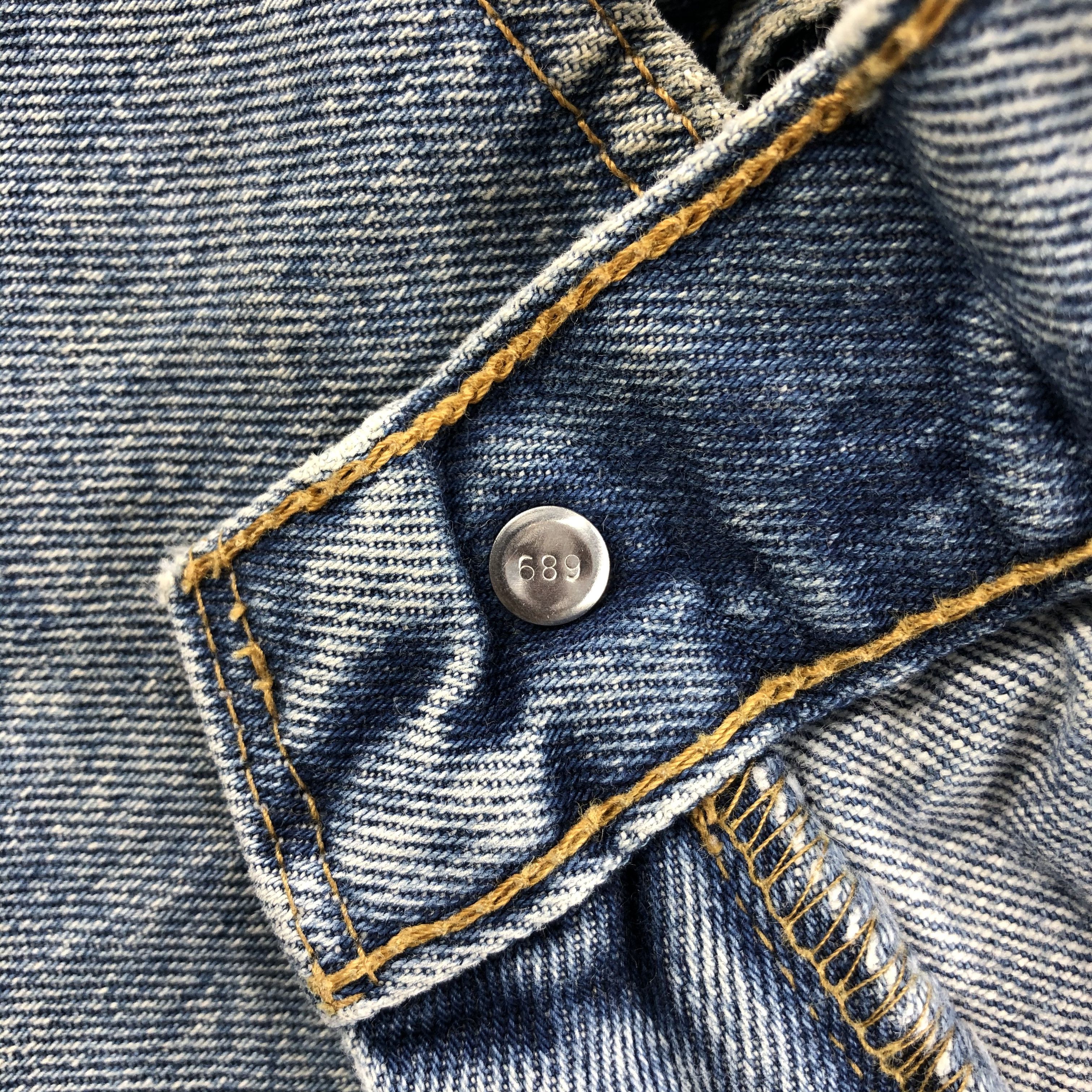 Levi's × Vintage Vintage 90s Light Wash Levis Jeans Lot 560-JM785 Size US 31 - 9 Thumbnail