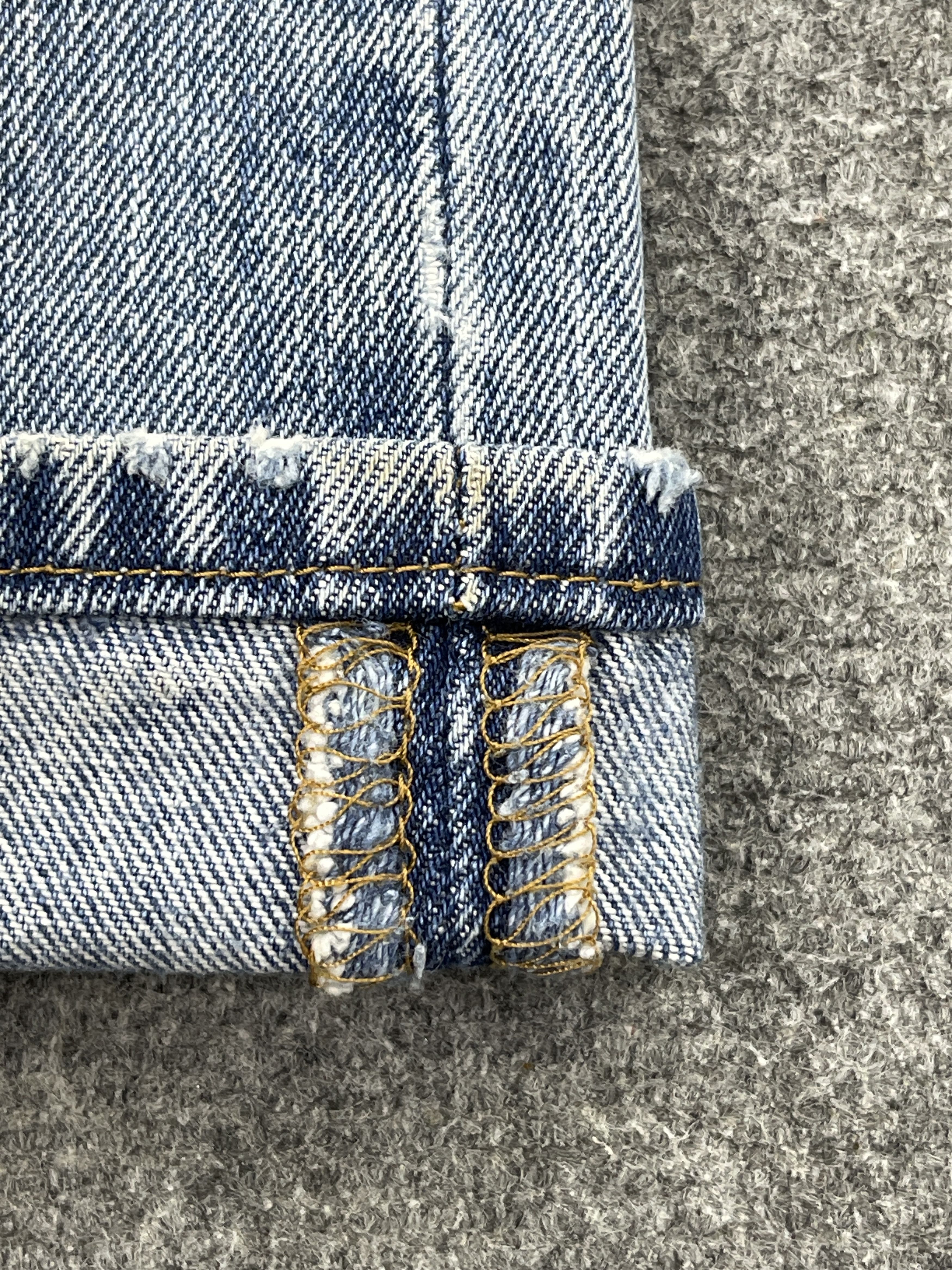 Levi's × Vintage Vintage Levis 501 Light Washed Denim Jeans Size US 35 - 9 Thumbnail