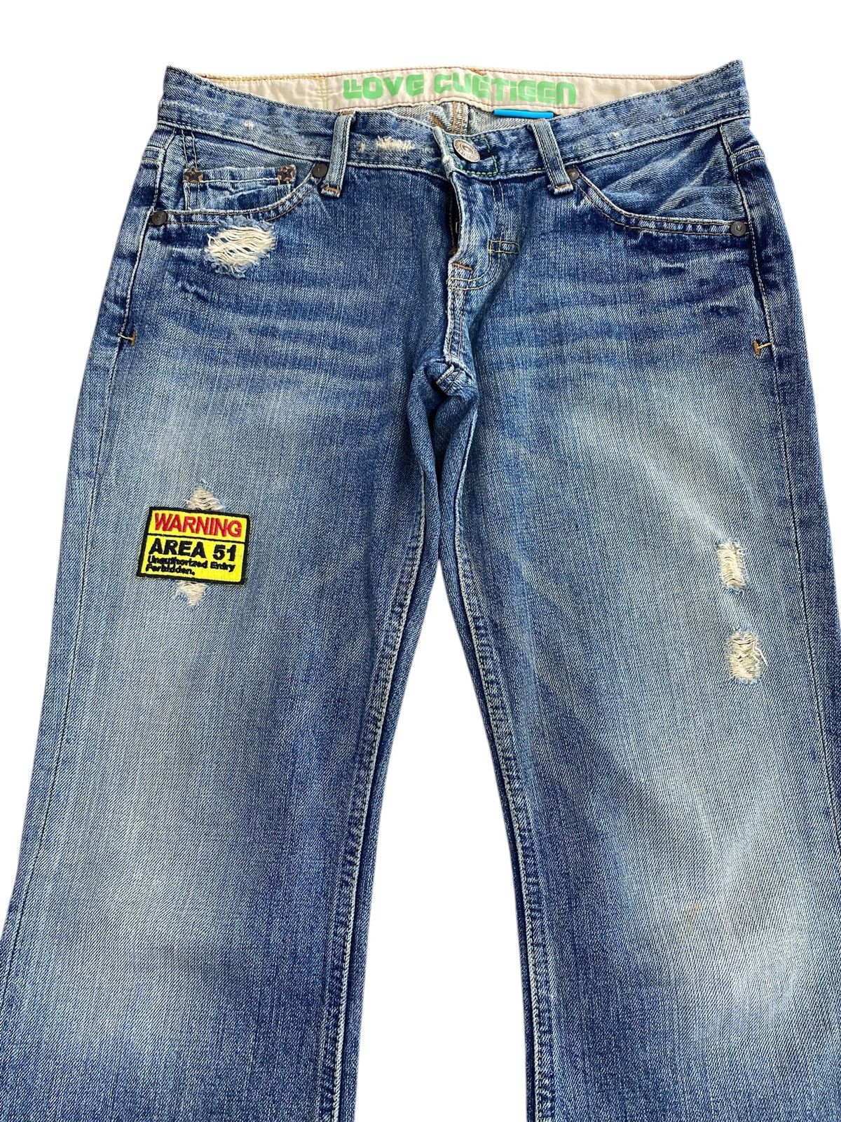Other Japanese Brand Faded Wash Ripped Style Flare Jeans Size US 30 / EU 46 - 2 Thumbnail
