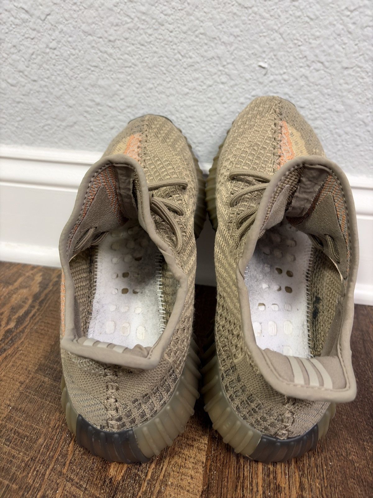 Yeezy Adidas Yeezy Boost 350 V2 Sand Taupe Size US 9 / EU 42 - 8 Thumbnail