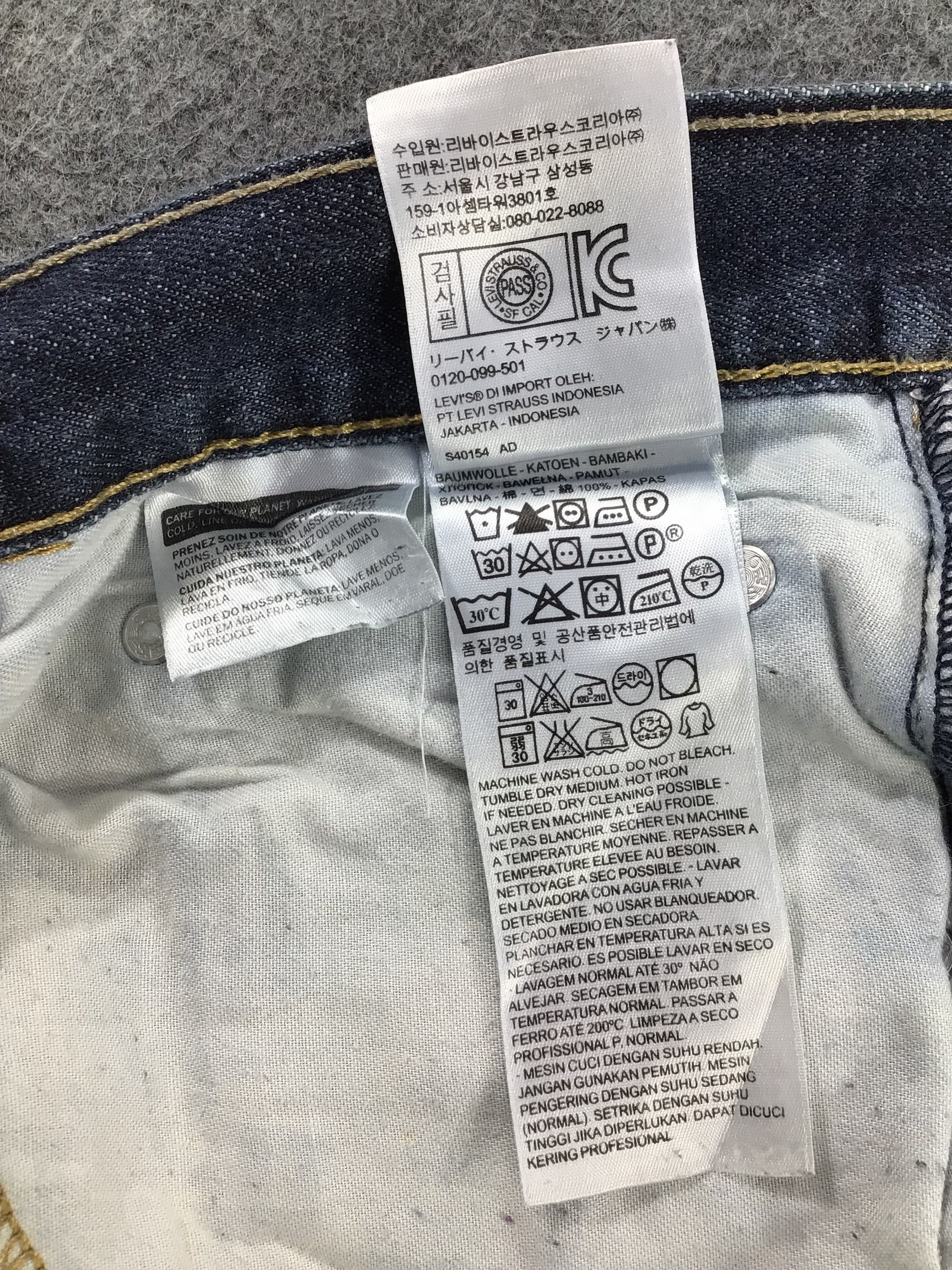 Levi's Vintage 550 Levis Jeans Blue Wash Denim -J817 Size US 36 / EU 52 - 10 Thumbnail