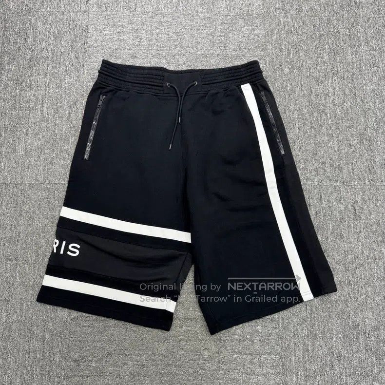 Givenchy Givenchy size XL Striped Letter Embroidered Shorts Size US 26 / EU 42 - 1 Thumbnail