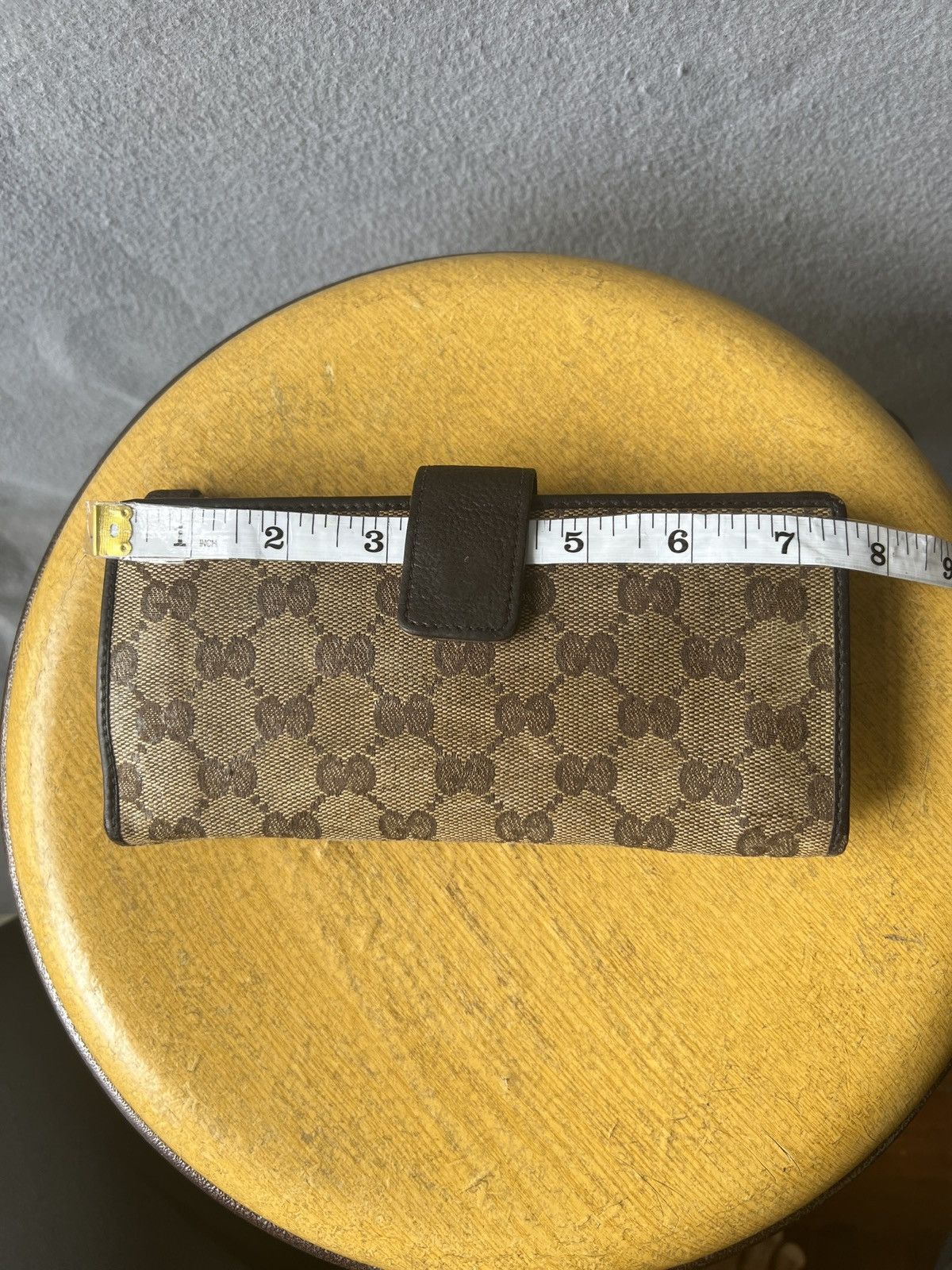 Gucci Authentic Gucci Wallet Heart Crest x Vintage Gucci Size ONE SIZE - 16 Thumbnail