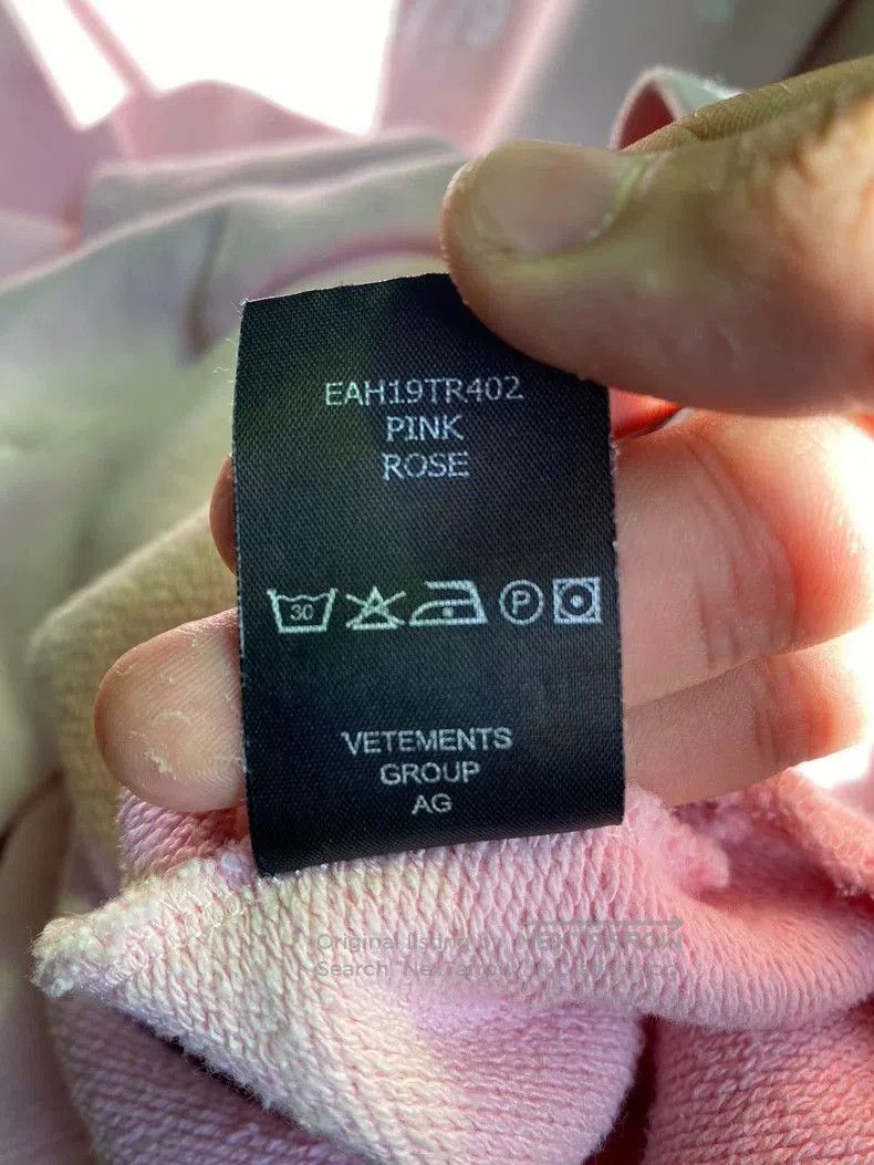Vetements Vetements Pink Unicorn Hoodie. Size US XS / EU 42 / 0 - 9 Thumbnail