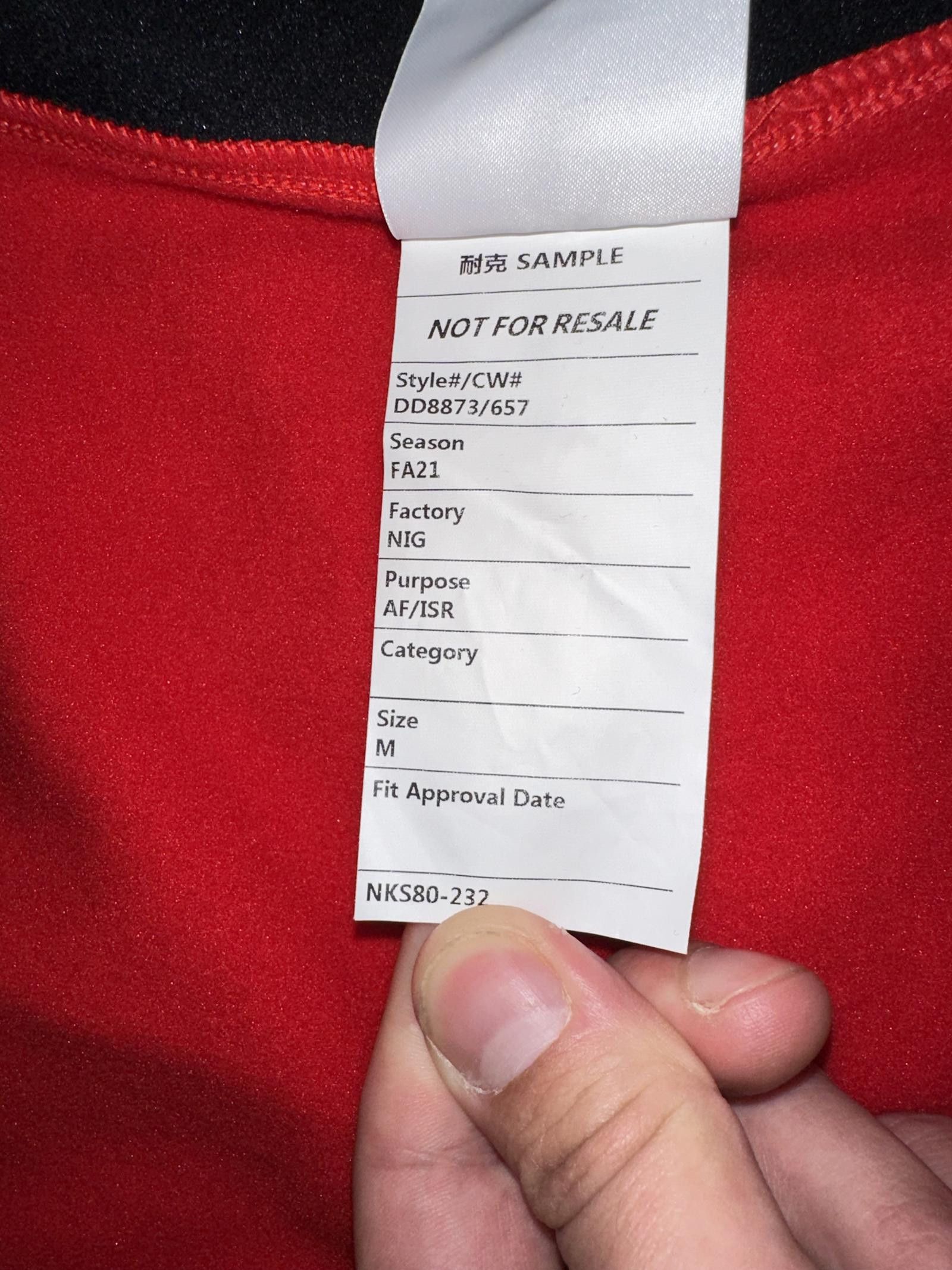 Nike Nike Big Kids (Boy’s) Elite Victory Thermal Full Zip Red Hooded Jacket Size US M / EU 48-50 / 2 - 10 Thumbnail