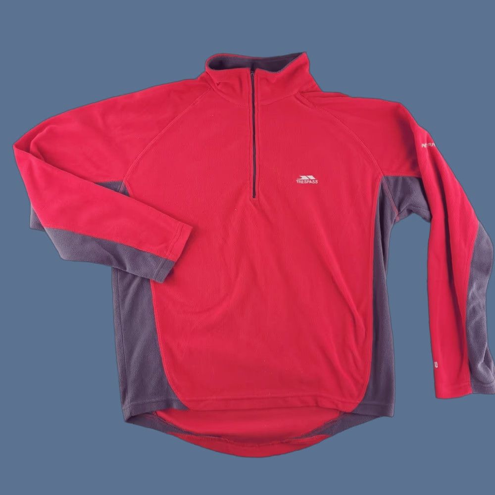Vintage VINTAGE Trespass Sweater Mens M Red Fleece Quarter Zip UK Pullover Size US M / EU 48-50 / 2 - 1 Thumbnail