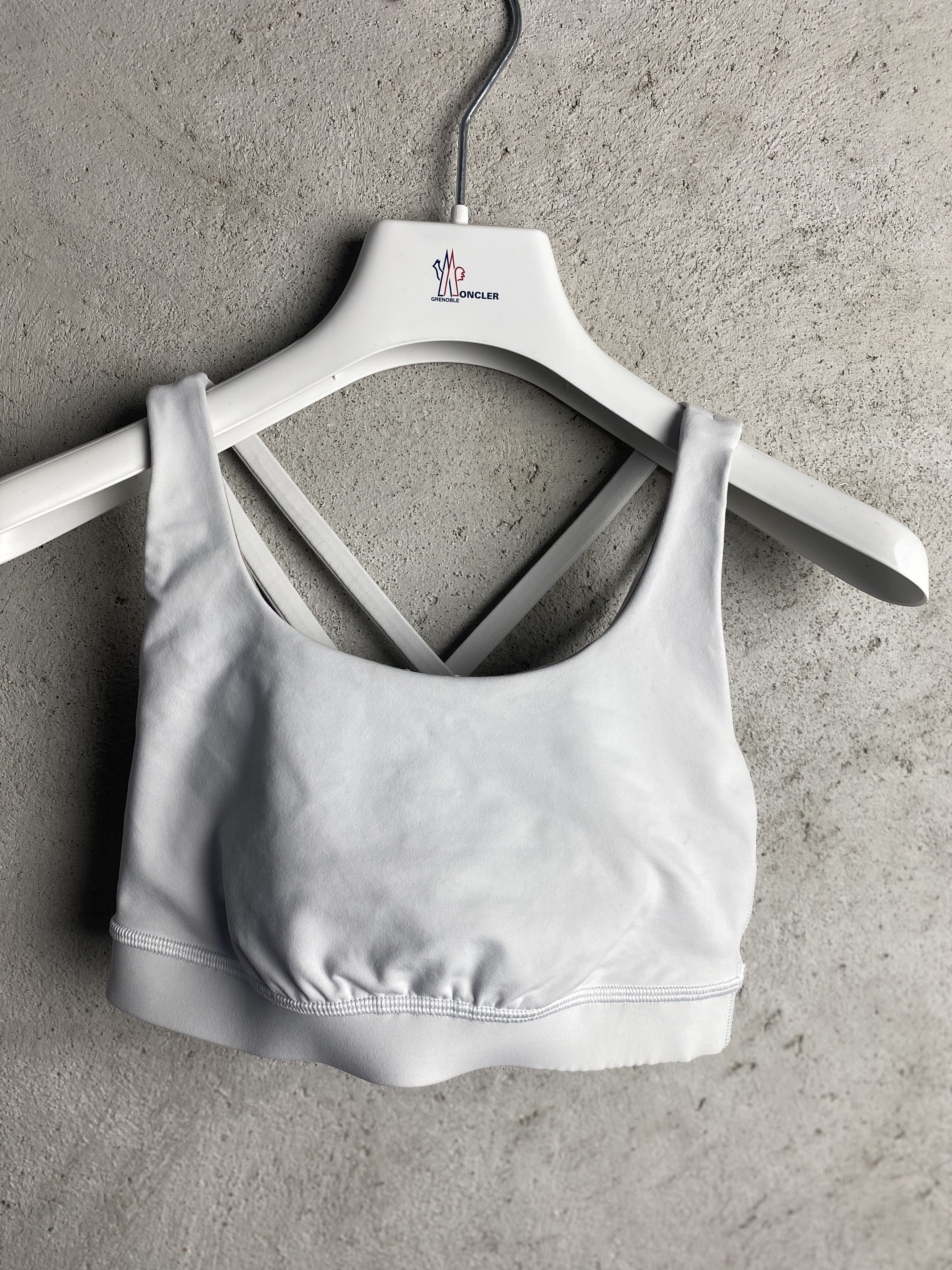 Lululemon Lululemon Racerback bra top sport yoga pilates gym Size XS / US 0-2 / IT 36-38 - 2 Thumbnail