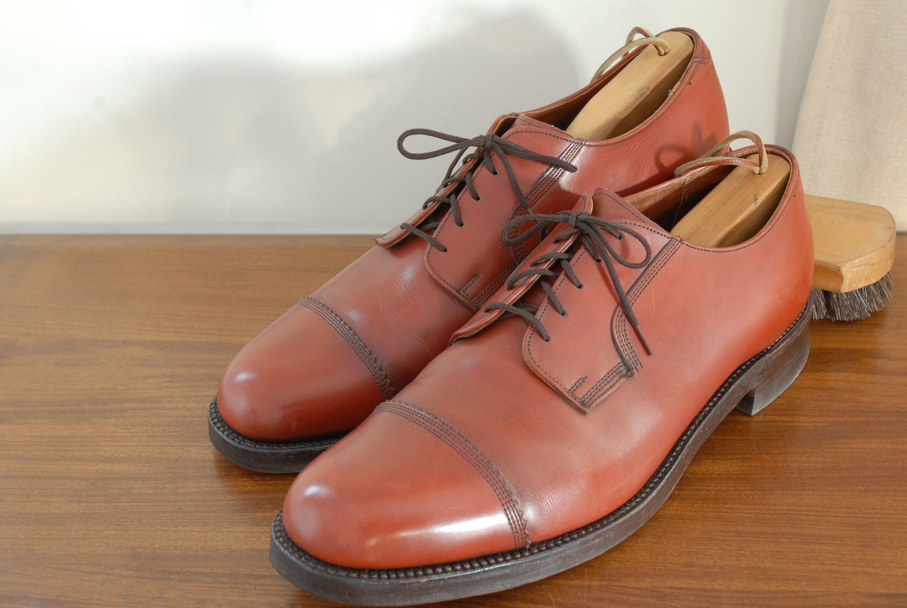 Vintage Hartt Director's Quality chestnut captoe 12E wide Size US 12 / EU 45 - 2 Thumbnail