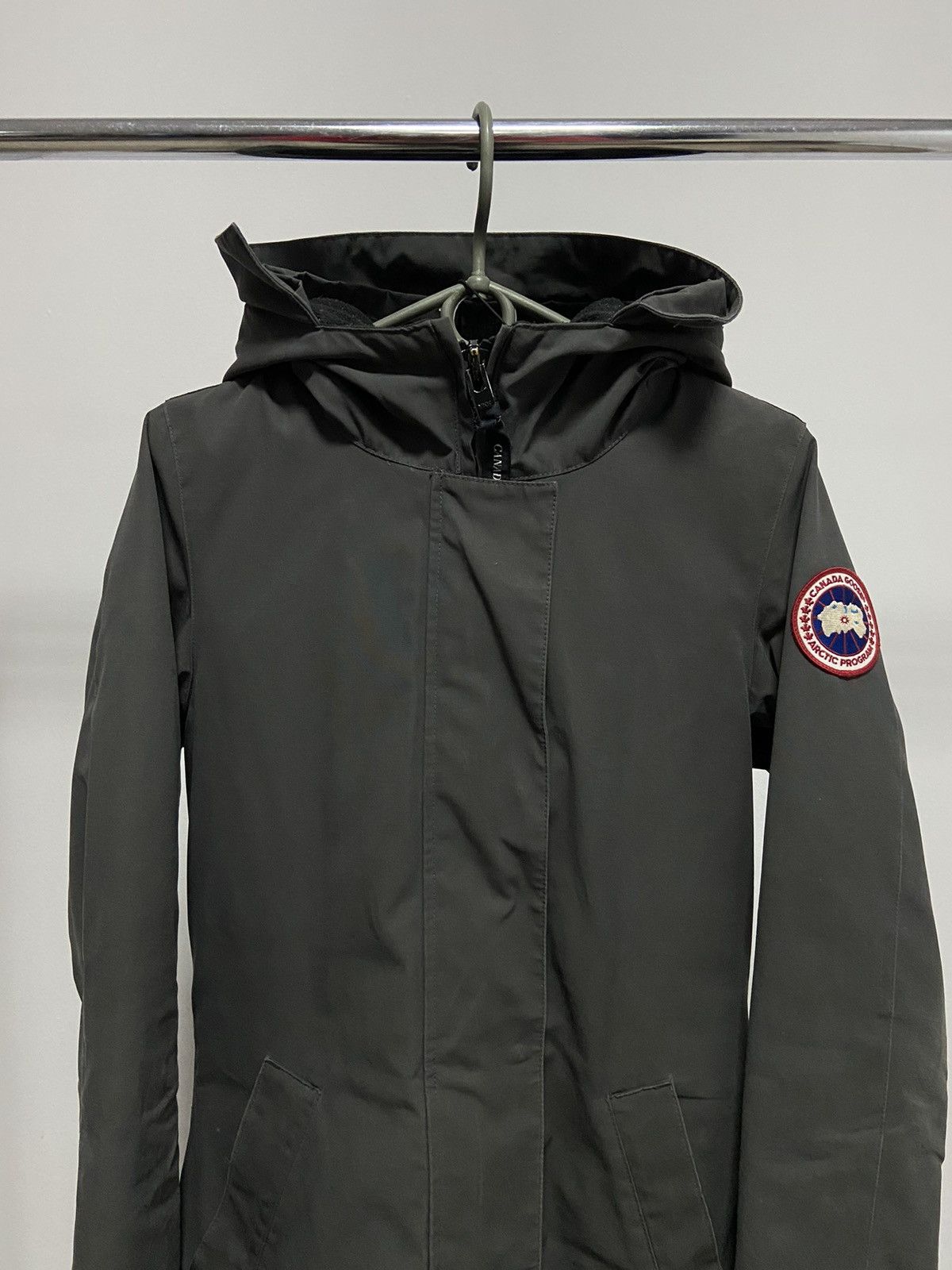 Canada Goose Canada goose Victoria jacket parka patch small logo womans Size XXS / US 00 / IT 34 - 2 Thumbnail