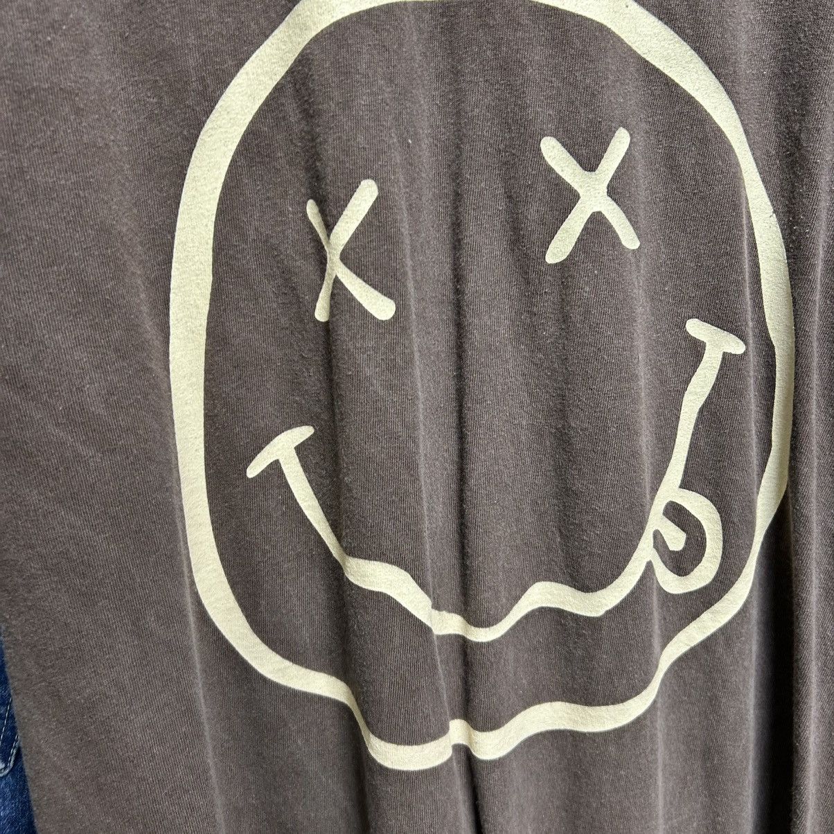 Band Tees Vintage Nirvana Big Smiley Logo Rock band brown tee size XL Size US XL / EU 56 / 4 - 4 Thumbnail