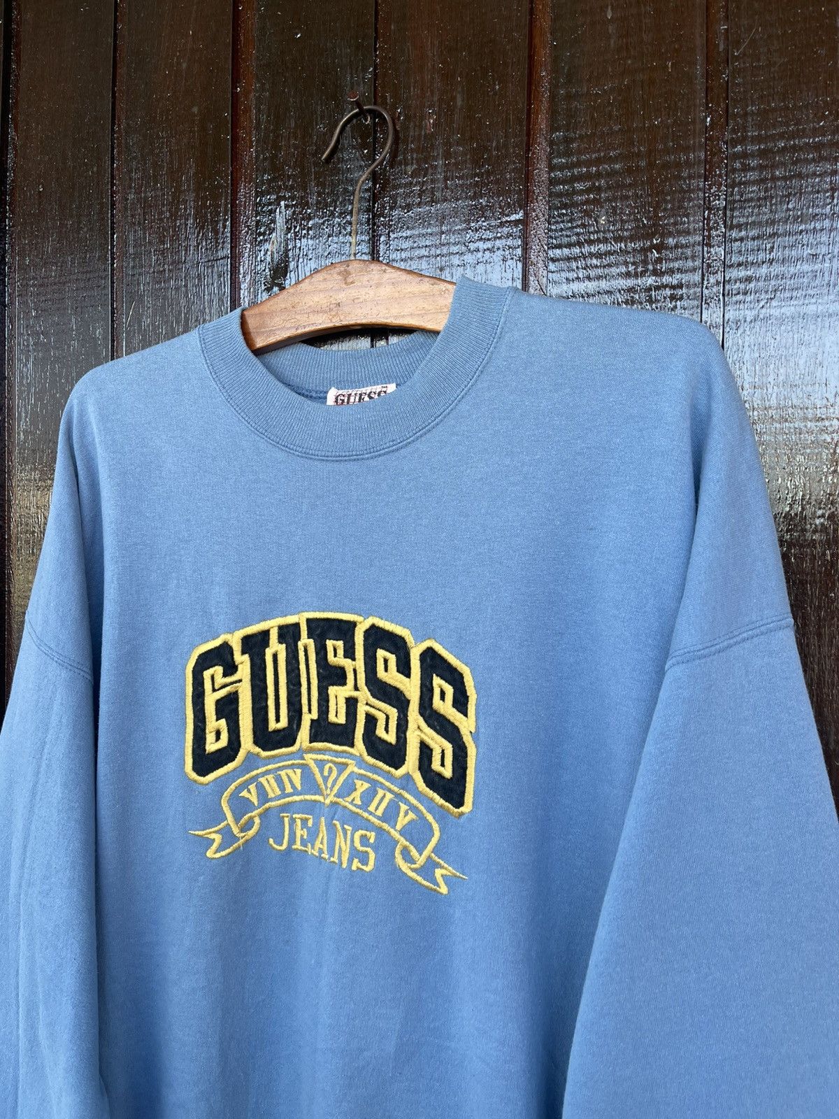 Guess Vintage 90s Guess Embroidered Sweatshirt Size US L / EU 52-54 / 3 - 4 Thumbnail