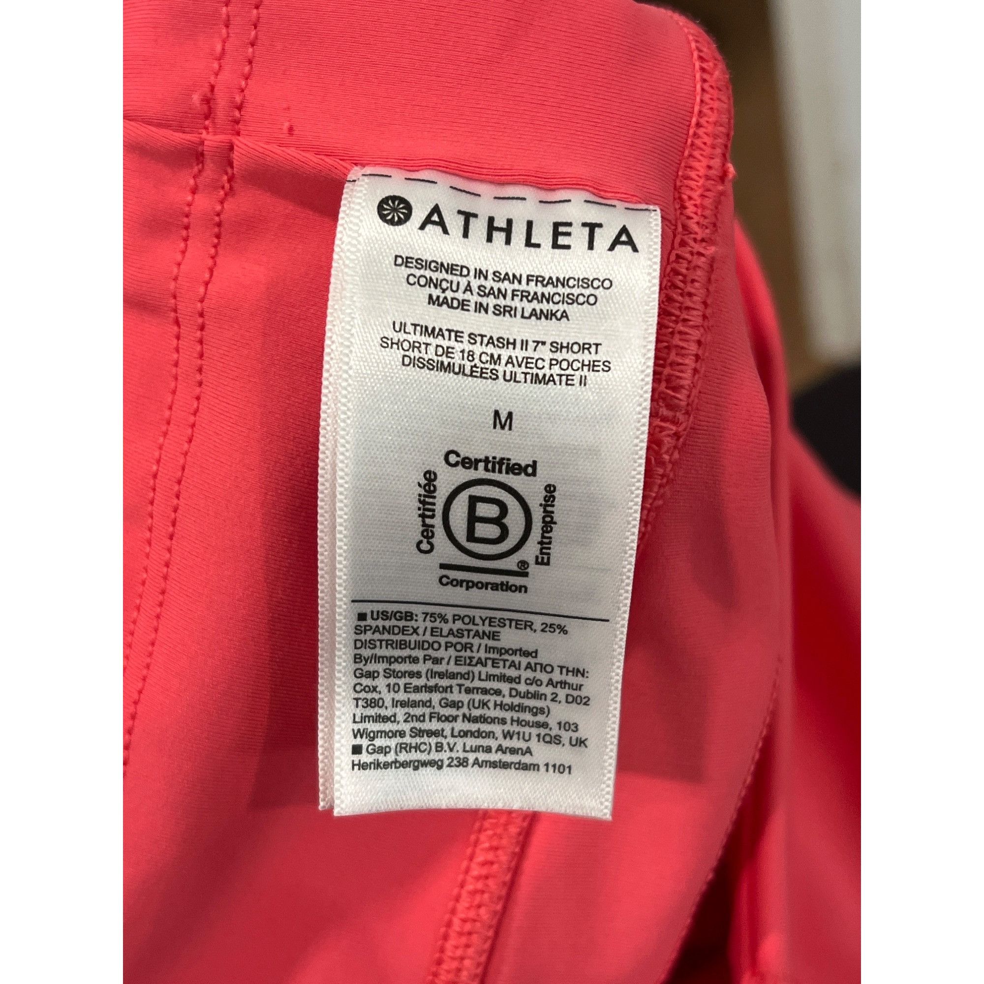 Athleta Athleta Ultimate Stash ll 7" Short - Hot Pink. Size M Size 24" / US 00 / IT 34 - 4 Thumbnail