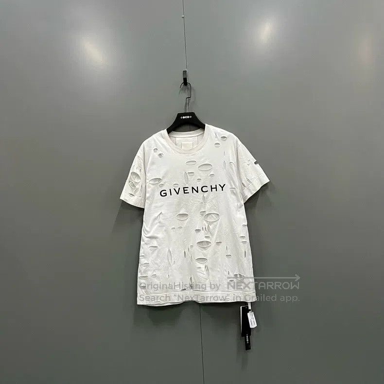 Givenchy Givenchy Big Destruction Logo Printed Short Sleeve Size US S / EU 44-46 / 1 - 1 Thumbnail