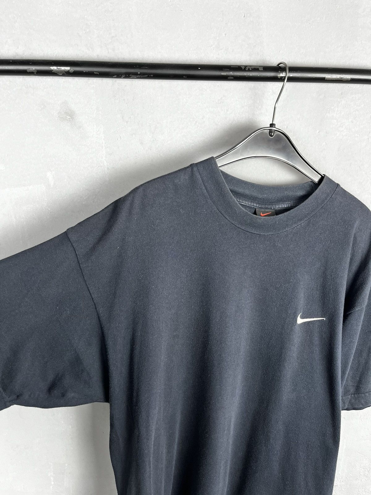 Nike × Vintage Nike black t shirt vintage 90s Size US L / EU 52-54 / 3 - 5 Thumbnail