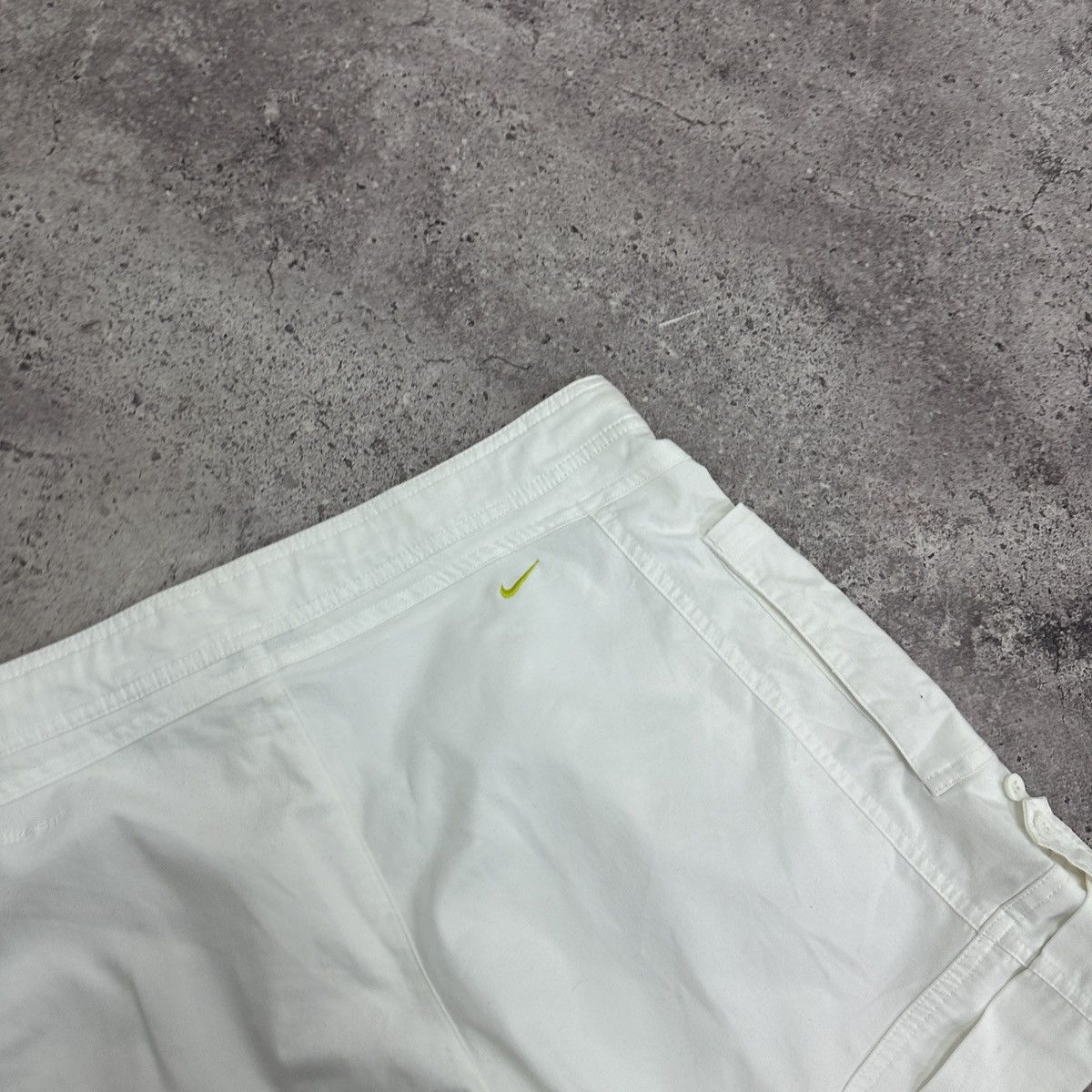 Nike Vintage 00s Nike Tennis Court Shorts cargo Y2K sportswear Size US 32 / EU 48 - 9 Thumbnail